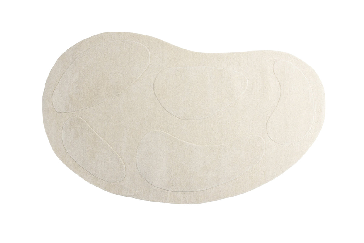 Enard Teppich in Weiss präsentiert im Onlineshop von KAQTU Design AG. Teppich ist von Venture Home