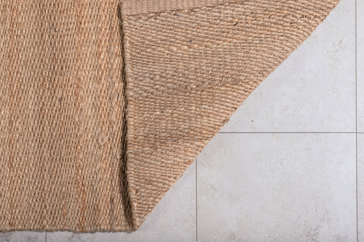 Kali Teppich in Natur präsentiert im Onlineshop von KAQTU Design AG. Teppich ist von Venture Home