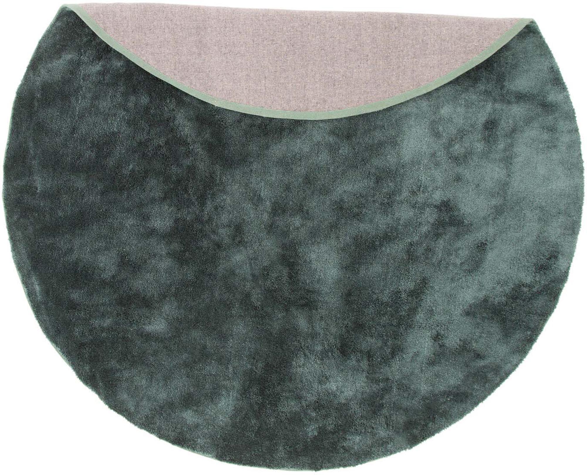 Wunderteppich in Grün präsentiert im Onlineshop von KAQTU Design AG. Teppich ist von Venture Home