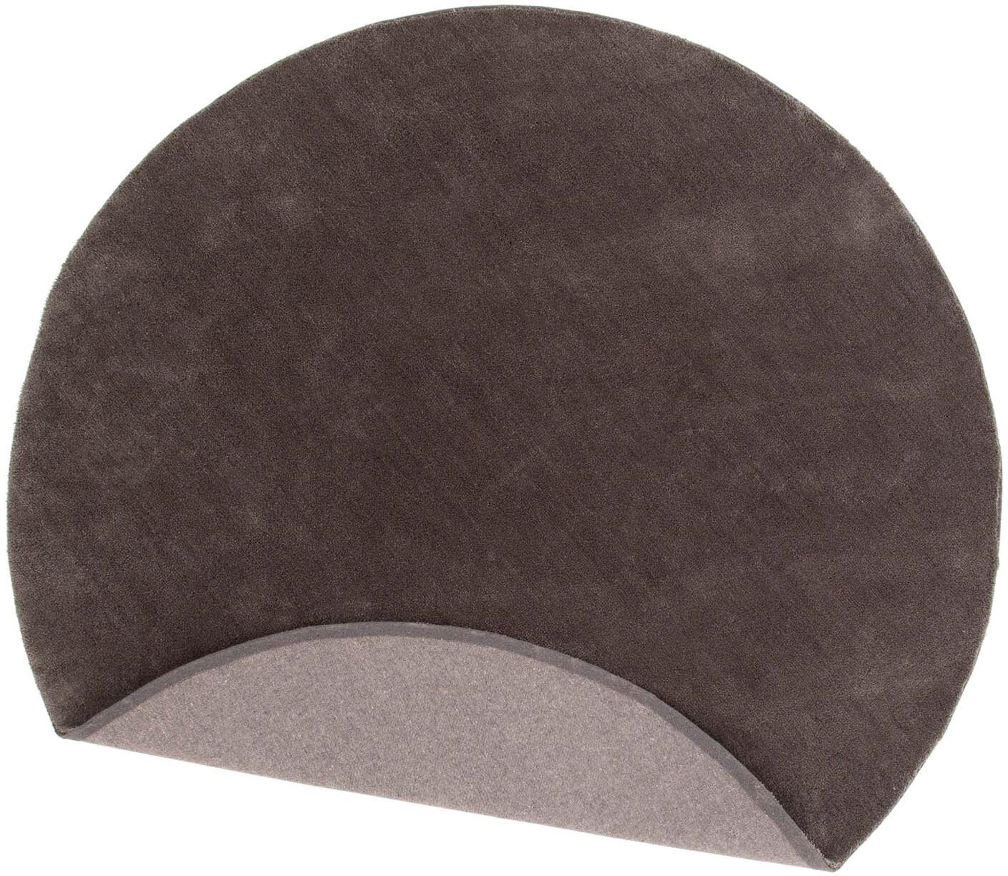 Wunderteppich in Dunkelgrau präsentiert im Onlineshop von KAQTU Design AG. Teppich ist von Venture Home