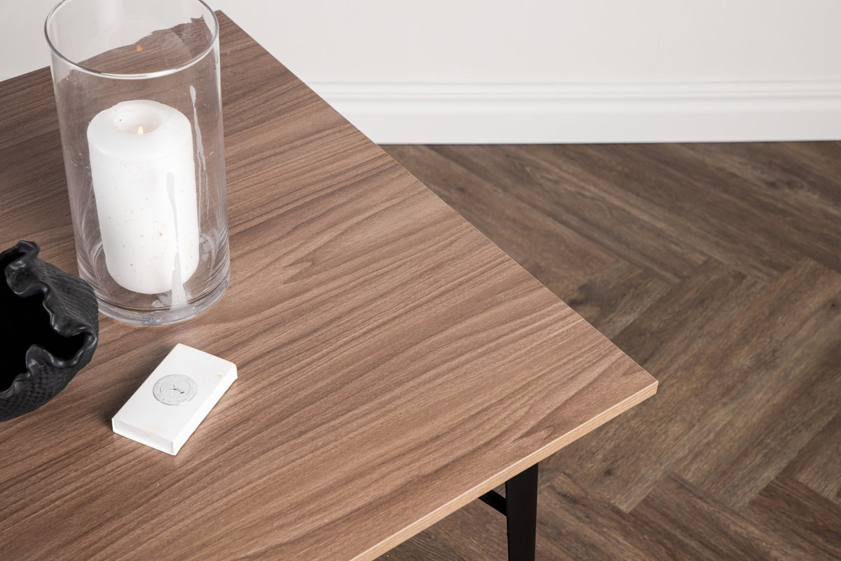 Tempe Tisch in Nussbaum präsentiert im Onlineshop von KAQTU Design AG. Esstisch ist von Venture Home