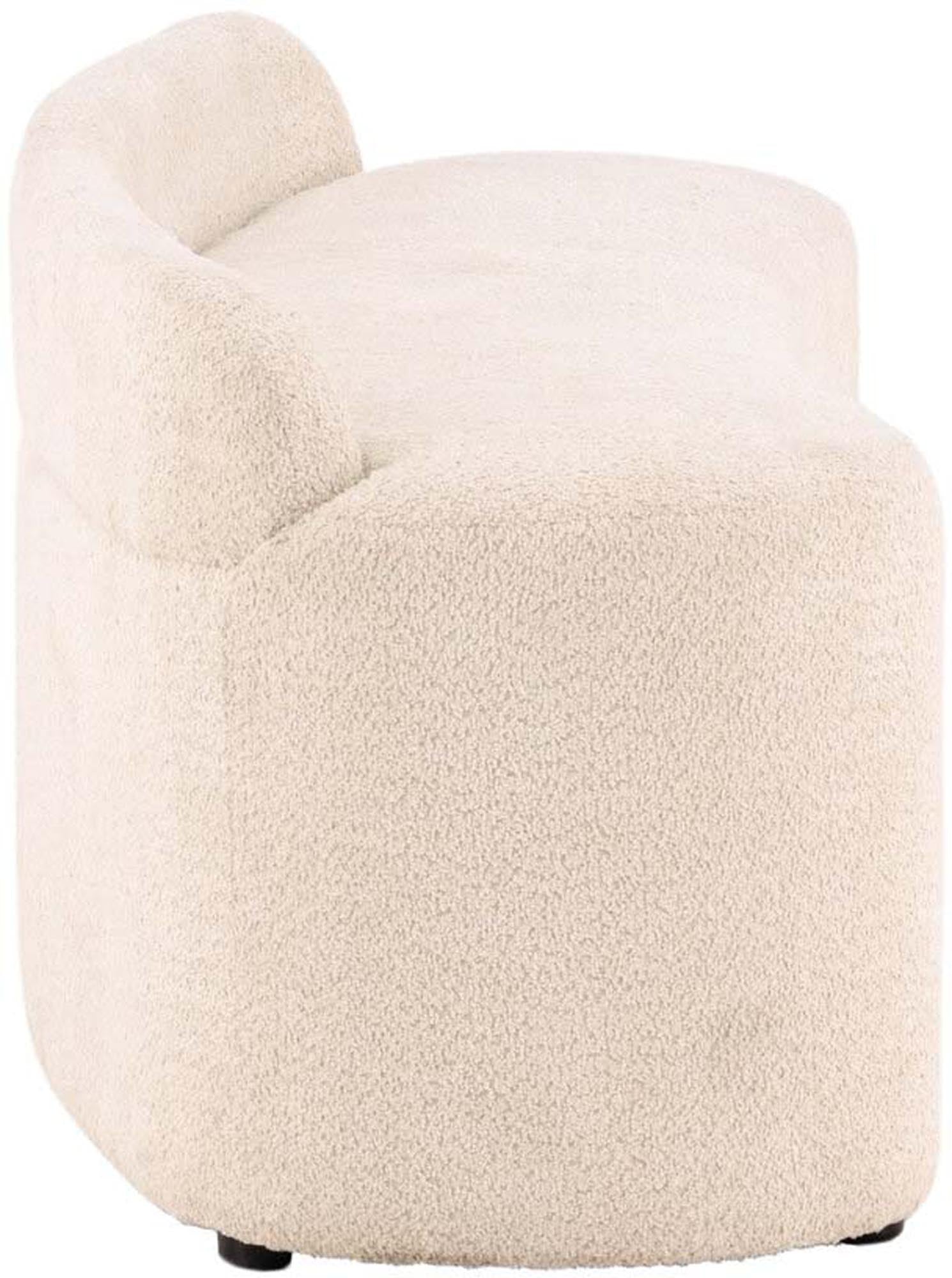 Entdecken Sie das Pocatello Sofa von Venture Home: Stilvolles 2er Sofa in elegantem Weiss, ideal für jeden Wohnraum und höchsten Komfort.