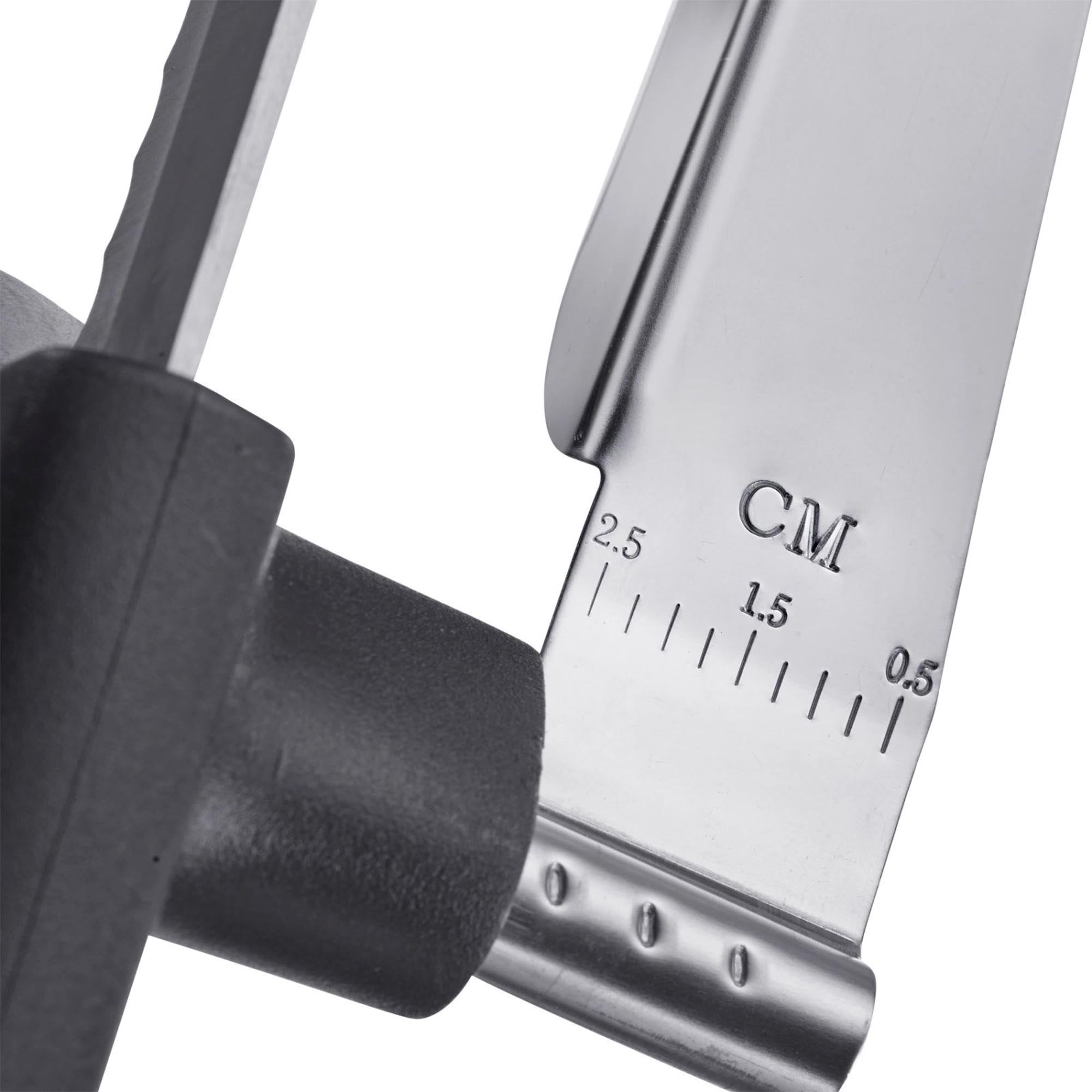 Das Westmark Multi-Messer So Clever, 19.5cm, ist ein vielseitiges Küchenwerkzeug für präzises Schneiden und effizientes Arbeiten.