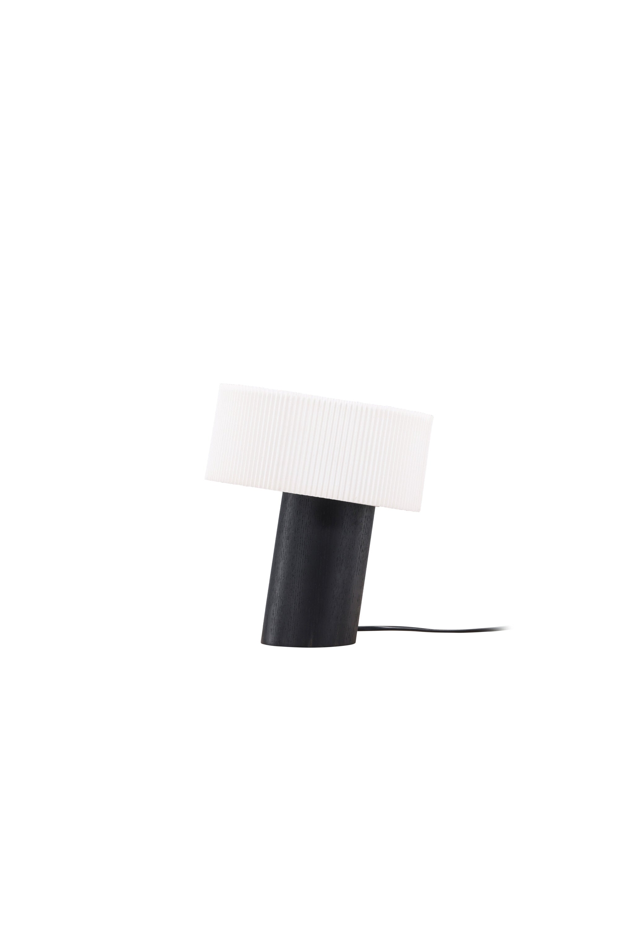 Branäs Tischlampe in Schwarz präsentiert im Onlineshop von KAQTU Design AG. Tischleuchte ist von Venture Home