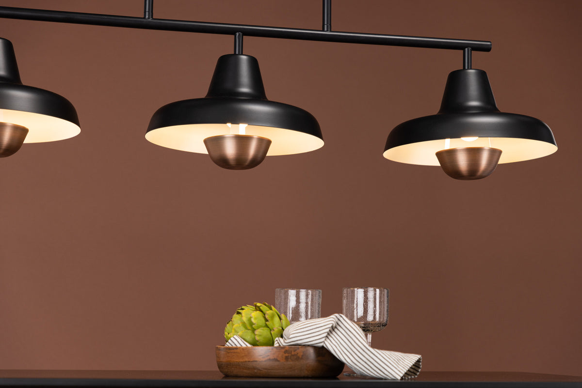 Stöten Pendelleuchte in Schwarz präsentiert im Onlineshop von KAQTU Design AG. Pendelleuchte ist von Venture Home