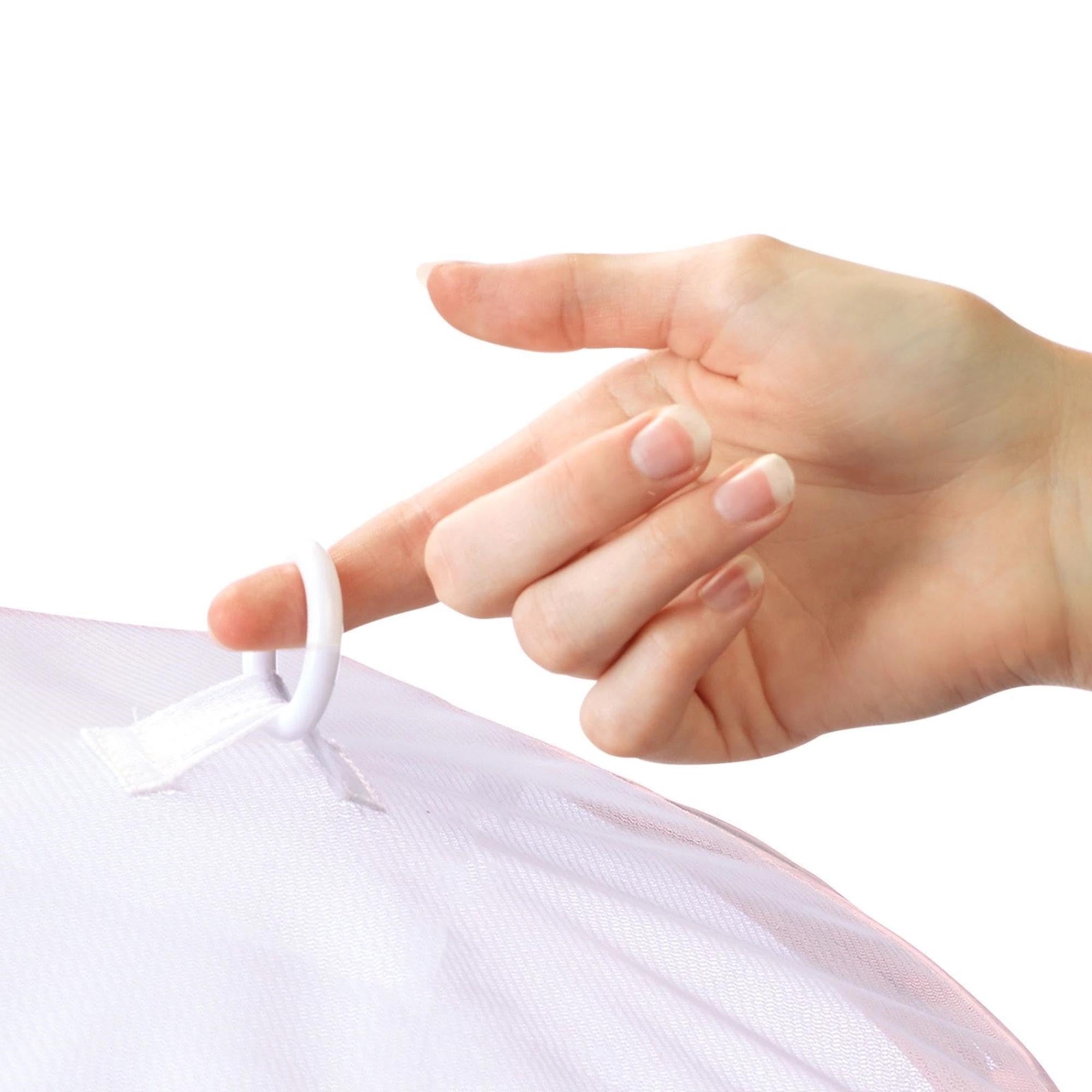 Speisehaube Hoody von Westmark, Ø 39 cm, H 19 cm, schützt Speisen vor Insekten, ideal für Picknicks, Gartenfeste und Outdoor-Aktivitäten.