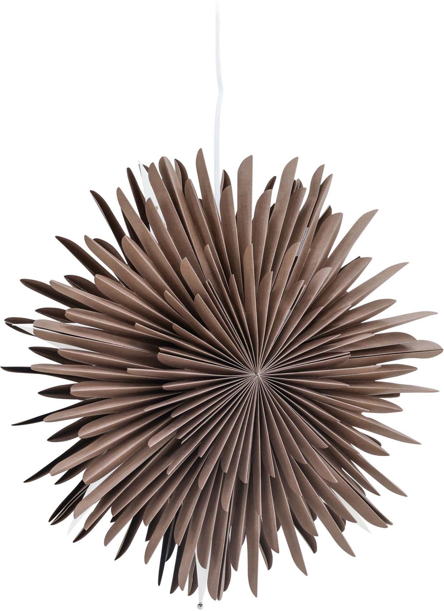 Entdecken Sie die Siegel Pendelleuchte von Venture Home: Ein eleganter Papierstern, der Ihr Zuhause mit warmem Licht und festlicher Atmosphäre bereichert.