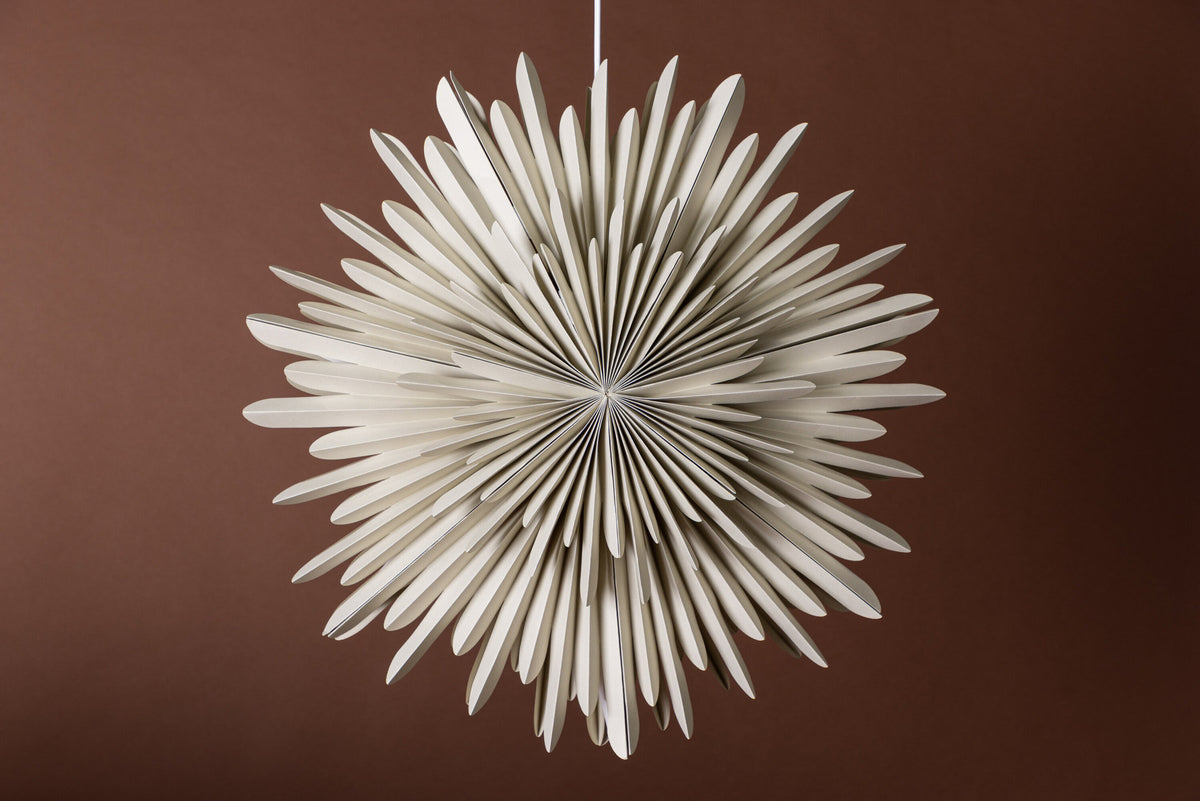 Siegel Pendelleuchte in Beige präsentiert im Onlineshop von KAQTU Design AG. Pendelleuchte ist von Venture Home