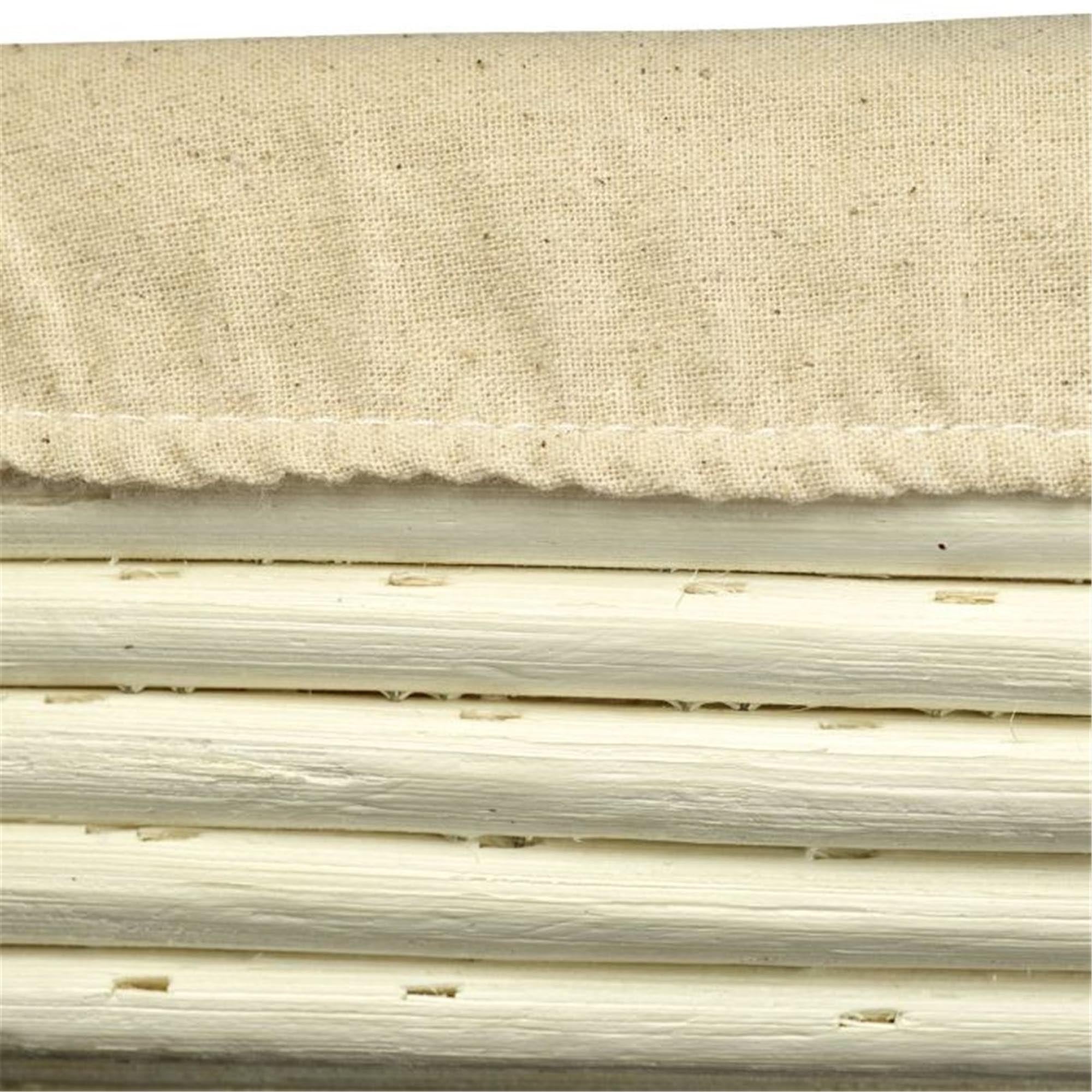 Eleganter ovaler Körbchenbezug in Beige von Westmark, ideal für kleine Körbchen, hochwertig und stilvoll.