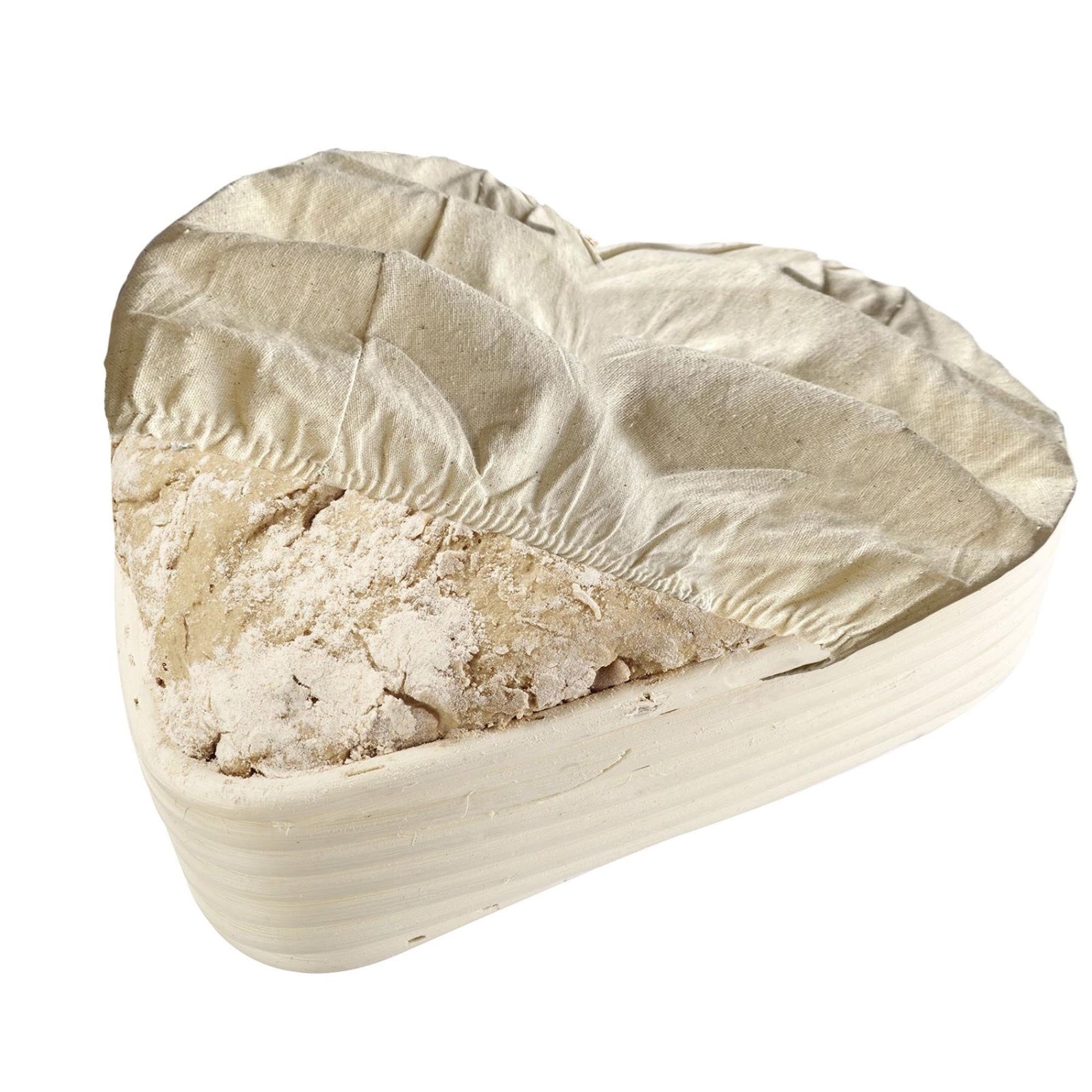 Entdecken Sie das Gärkörbchen in Herzform von Westmark! Ideal für Hobbybäcker, sorgt es für perfekte Teiggärung und kreative Backideen. Maße: 22 x 23,5 x 6,5 cm.