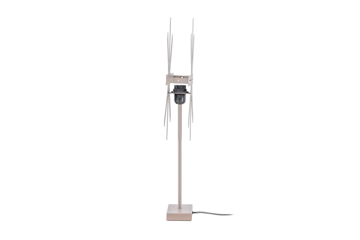 Säfsen Tischlampe in Mokka präsentiert im Onlineshop von KAQTU Design AG. Tischleuchte ist von Venture Home