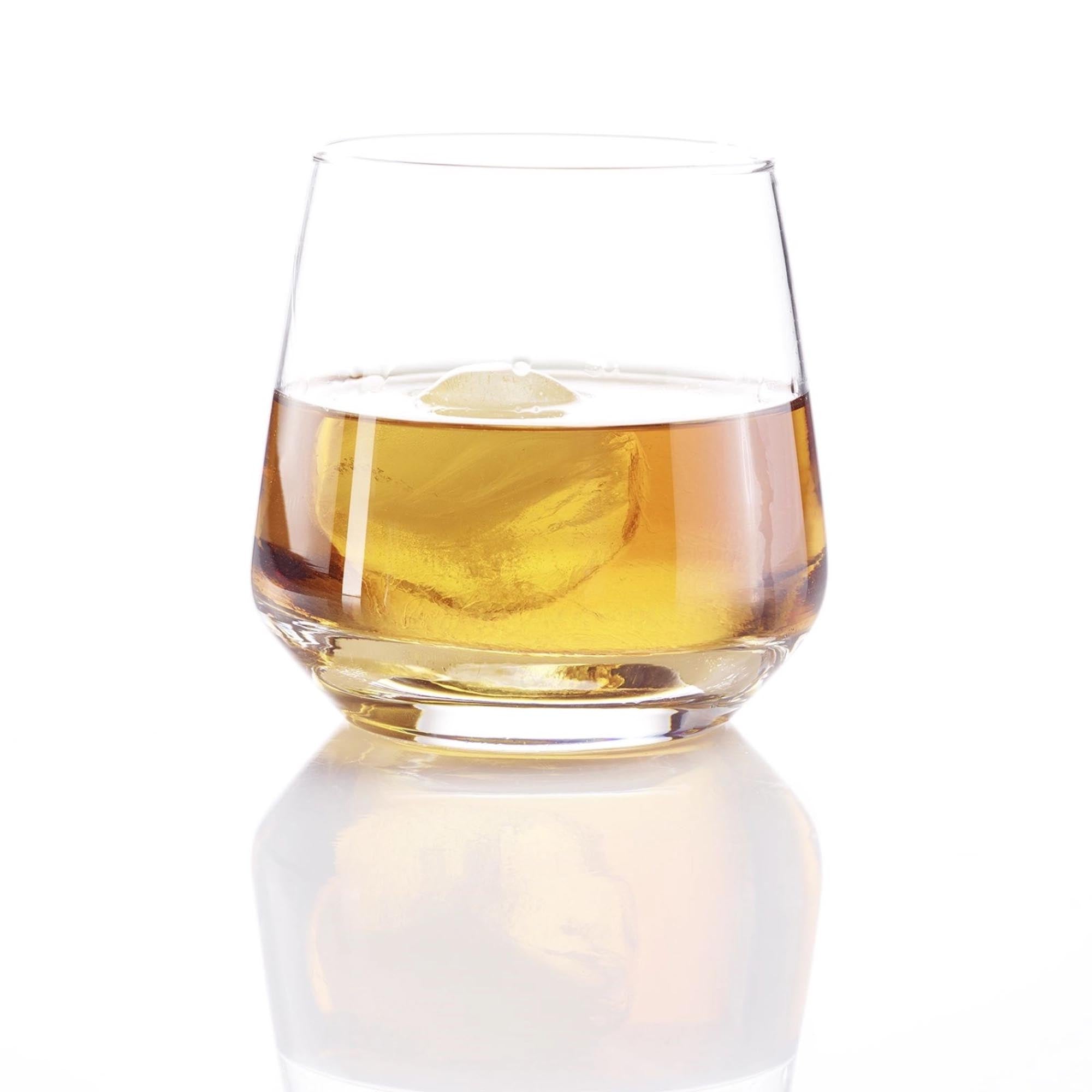 Praktischer Eiswürfelbereiter mit Deckel von Westmark, ideal für die einfache Herstellung von Eiswürfeln zu Hause.