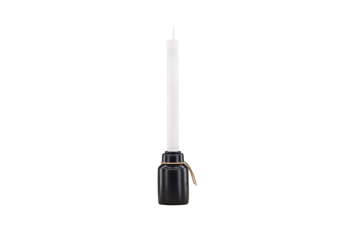 Ulricehamn Kerzenhalter in Schwarz präsentiert im Onlineshop von KAQTU Design AG. Kerzenständer ist von Venture Home