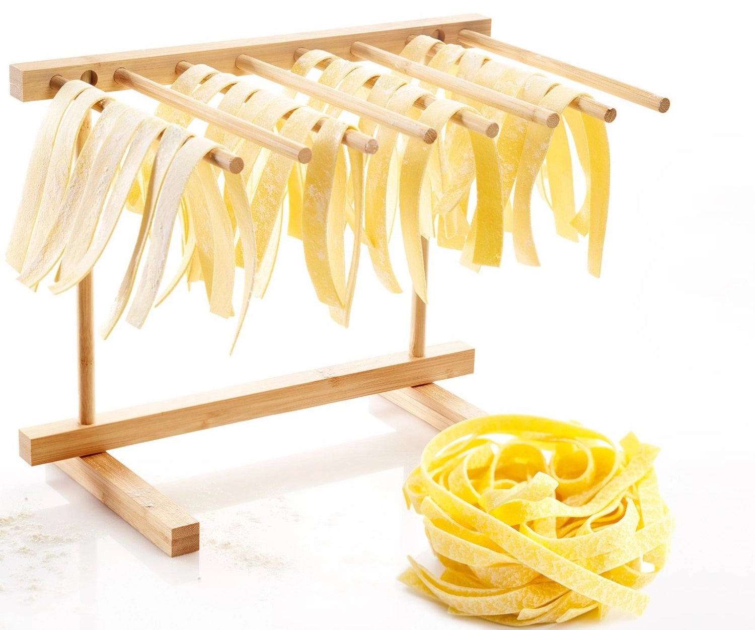Pasta dryer made of bamboo