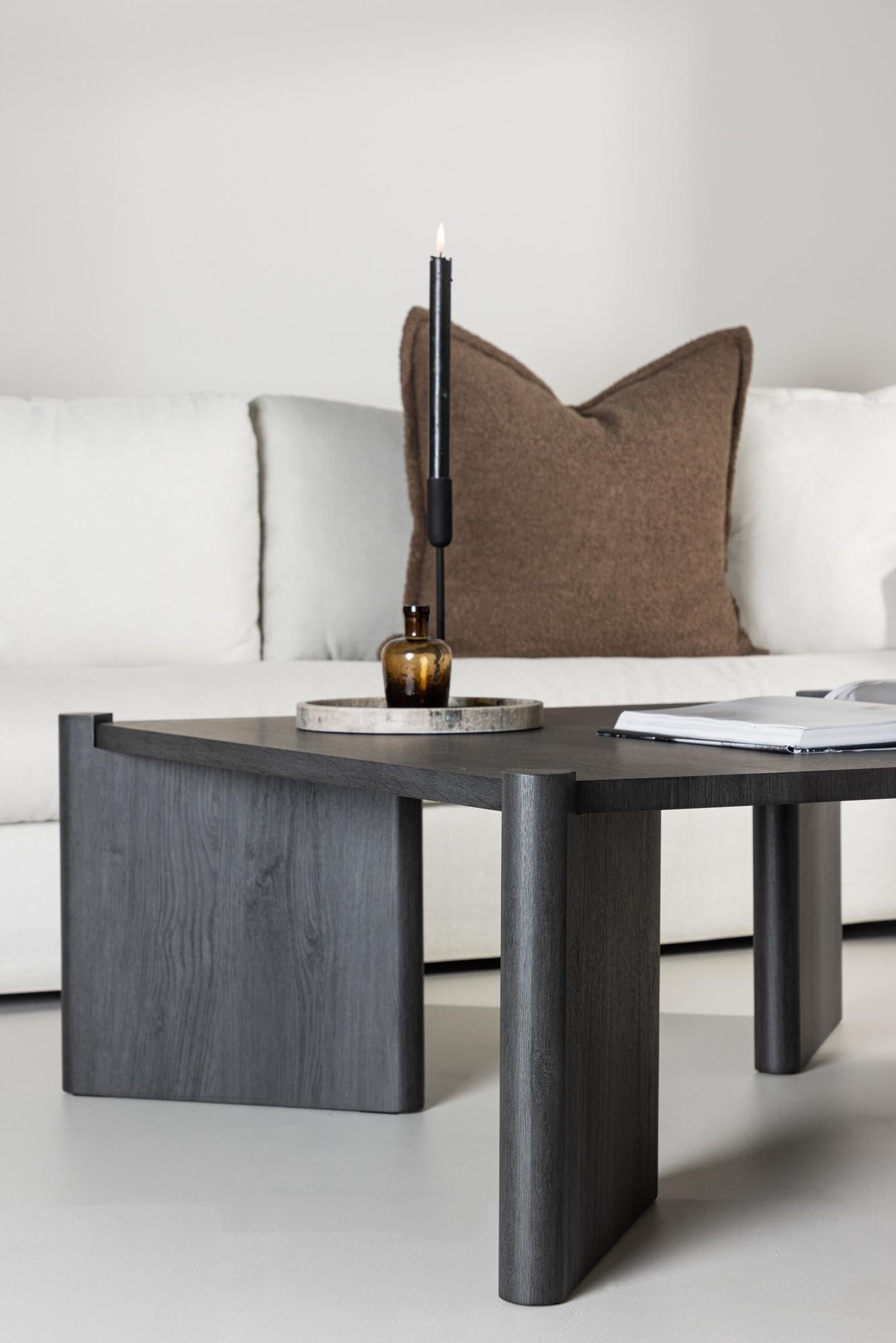 Rogaland Coffee Tisch: Stilvoller Mittelpunkt für Ihr Wohnzimmer.