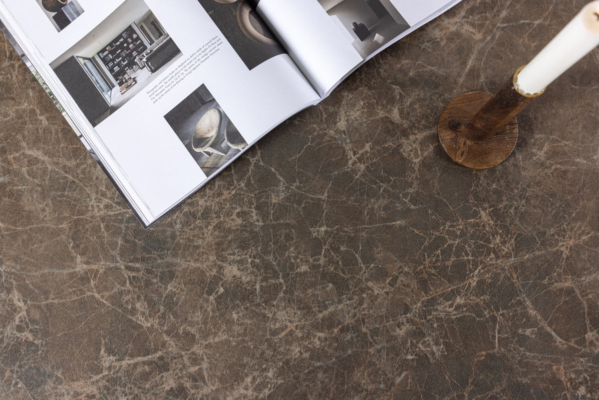 Rogaland Coffee Tisch in Braun präsentiert im Onlineshop von KAQTU Design AG. Beistelltisch ist von Venture Home