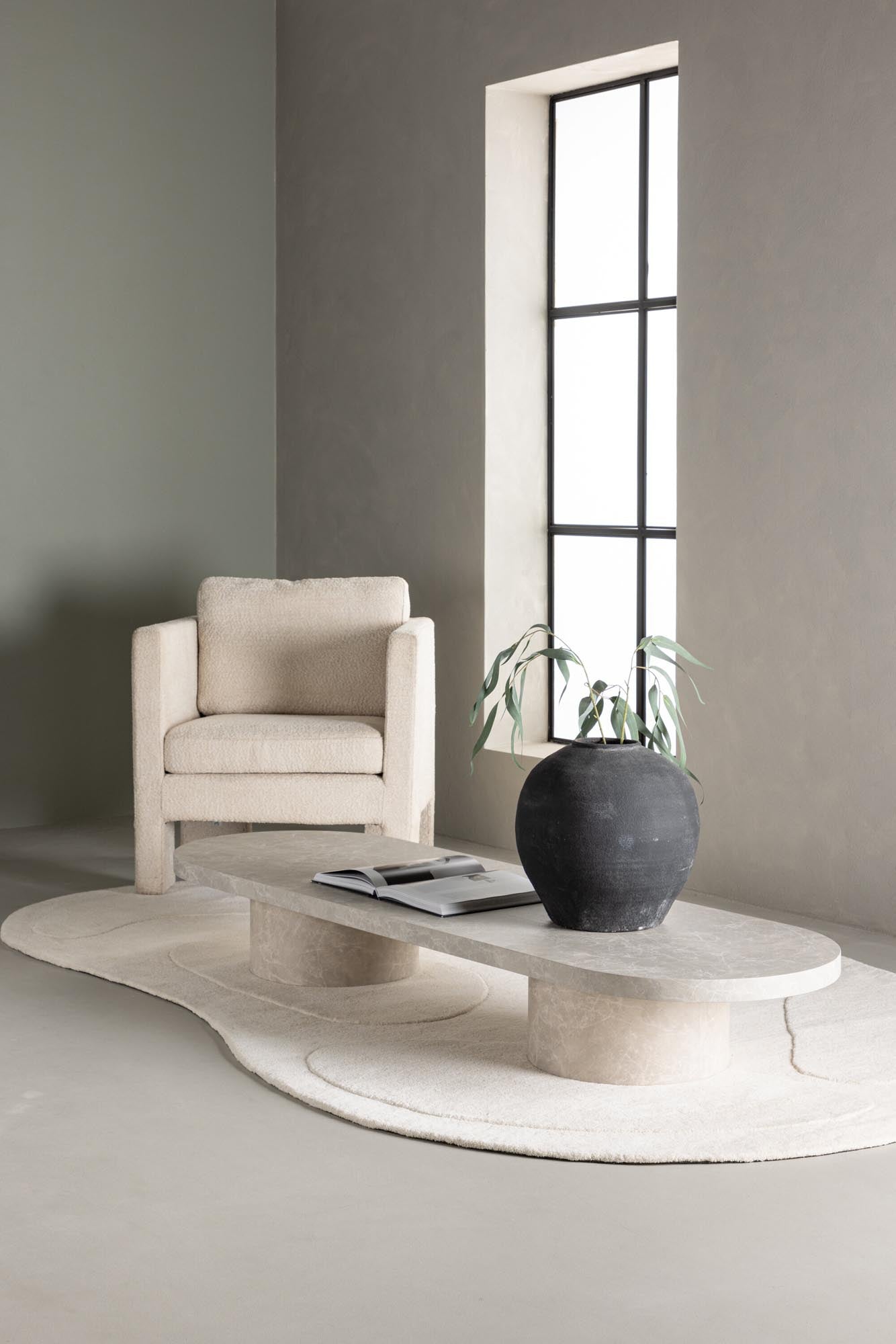 Moderner Sofatisch Narvik von Venture Home, stilvolles Design, perfekt für zeitgemässe und funktionale Wohnbereiche.