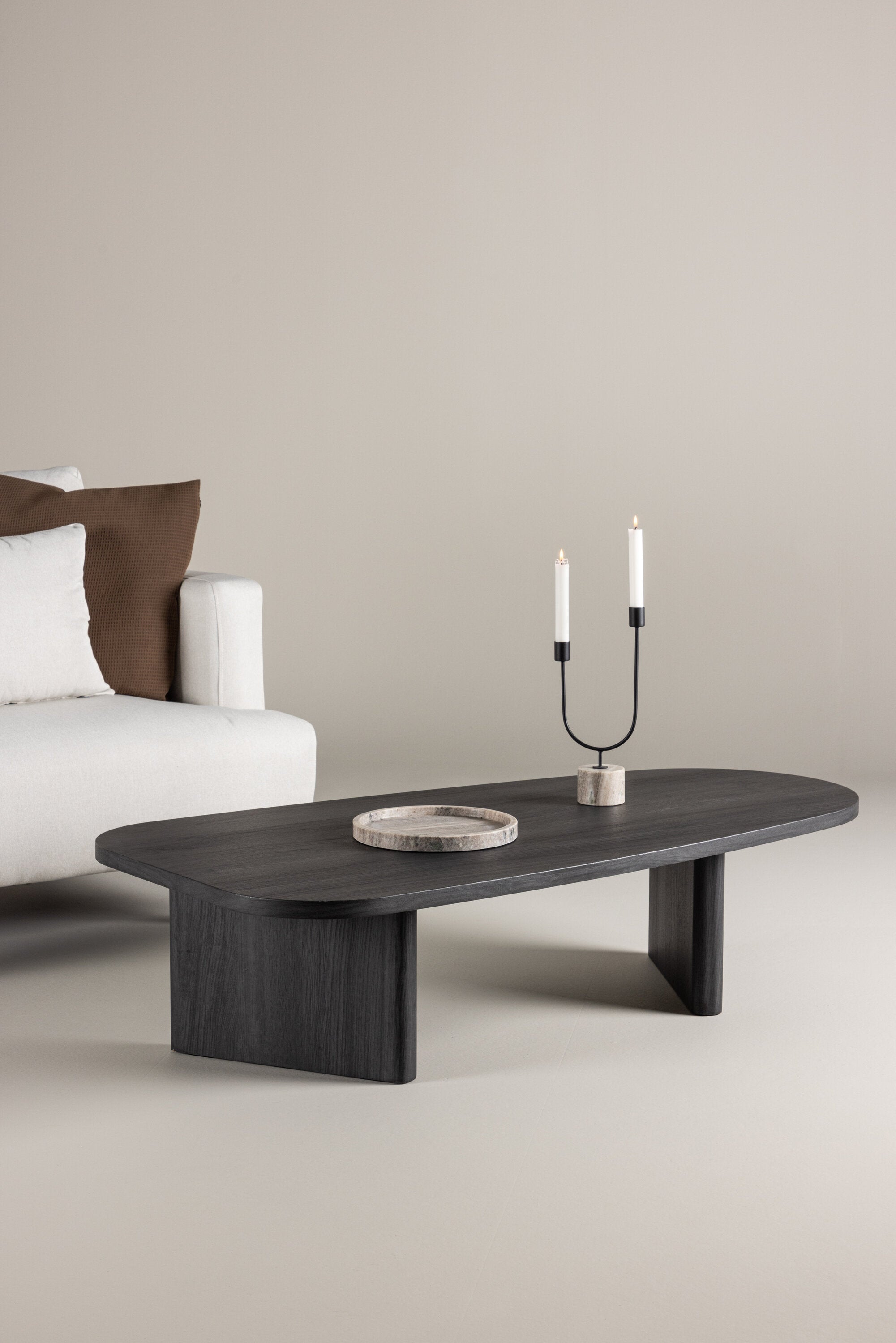 Grönvik Sofatisch in Schwarz präsentiert im Onlineshop von KAQTU Design AG. Beistelltisch ist von Venture Home