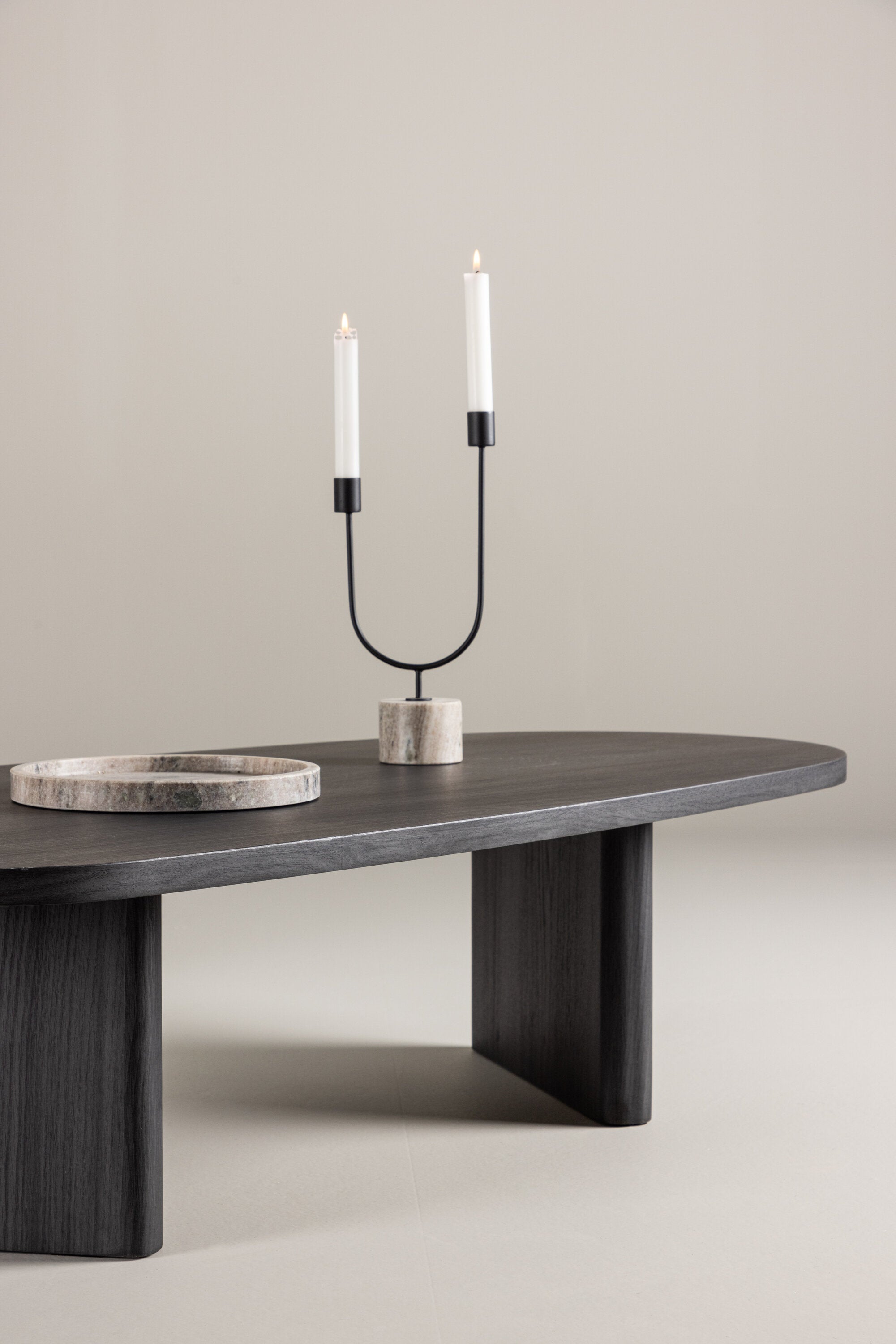 Grönvik Sofatisch in Schwarz präsentiert im Onlineshop von KAQTU Design AG. Beistelltisch ist von Venture Home