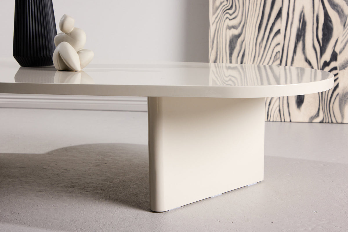 Grönvik Sofa-Tisch in Beige präsentiert im Onlineshop von KAQTU Design AG. Couchtisch ist von Venture Home