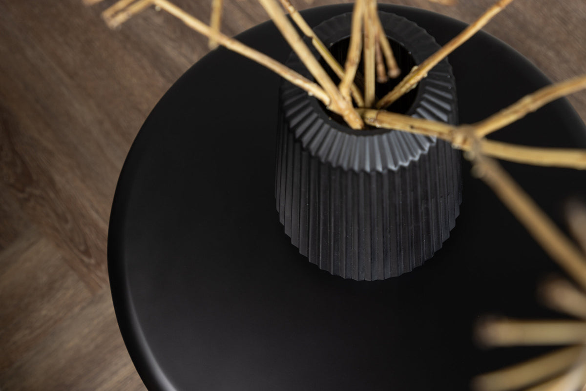 Namsos Beistelltisch in Schwarz präsentiert im Onlineshop von KAQTU Design AG. Beistelltisch ist von Venture Home