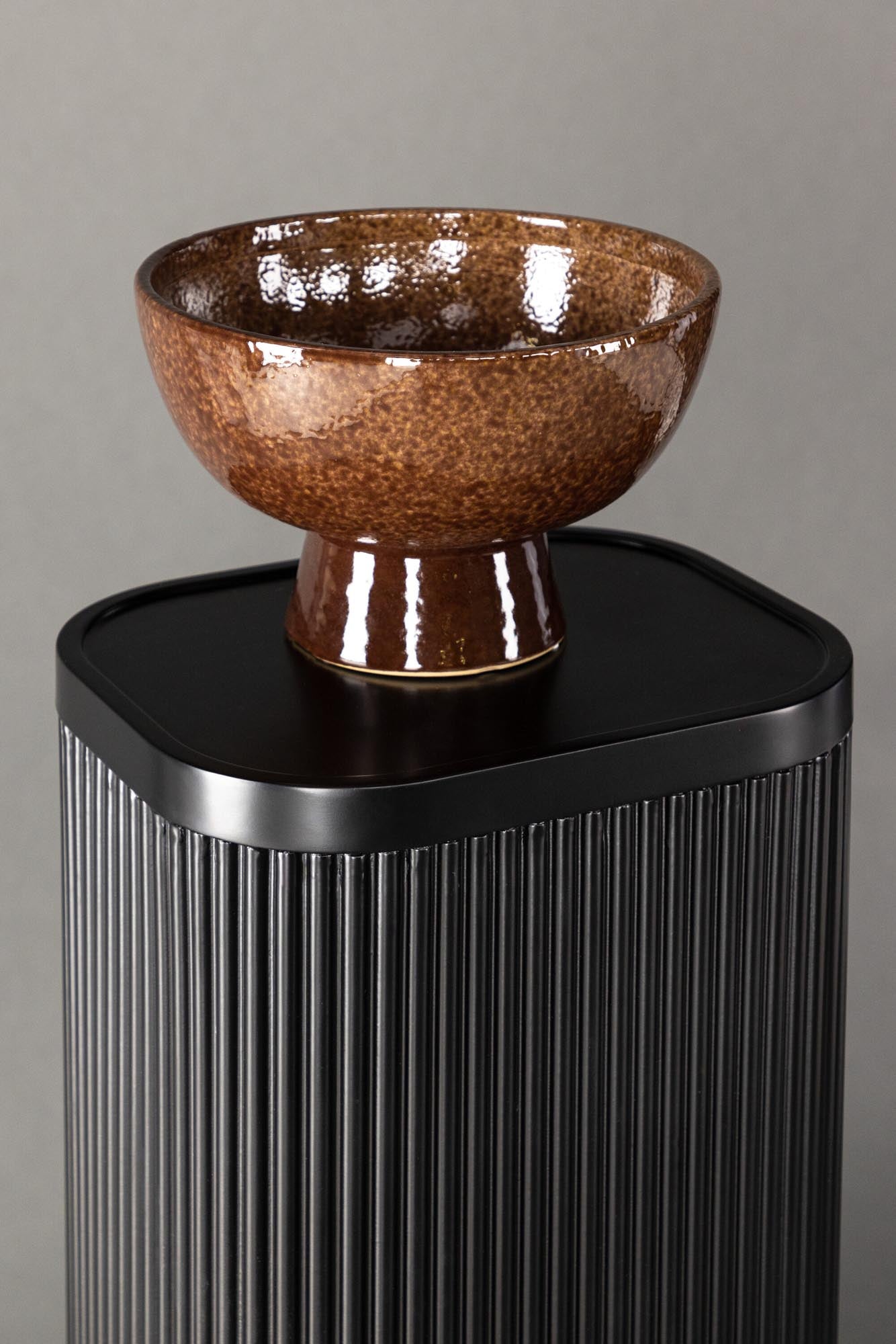 Lenox Beistelltisch von Venture Home: Eleganter, runder Tisch in frischem Gelb mit einzigartiger Textur – ideal für jeden Raum.