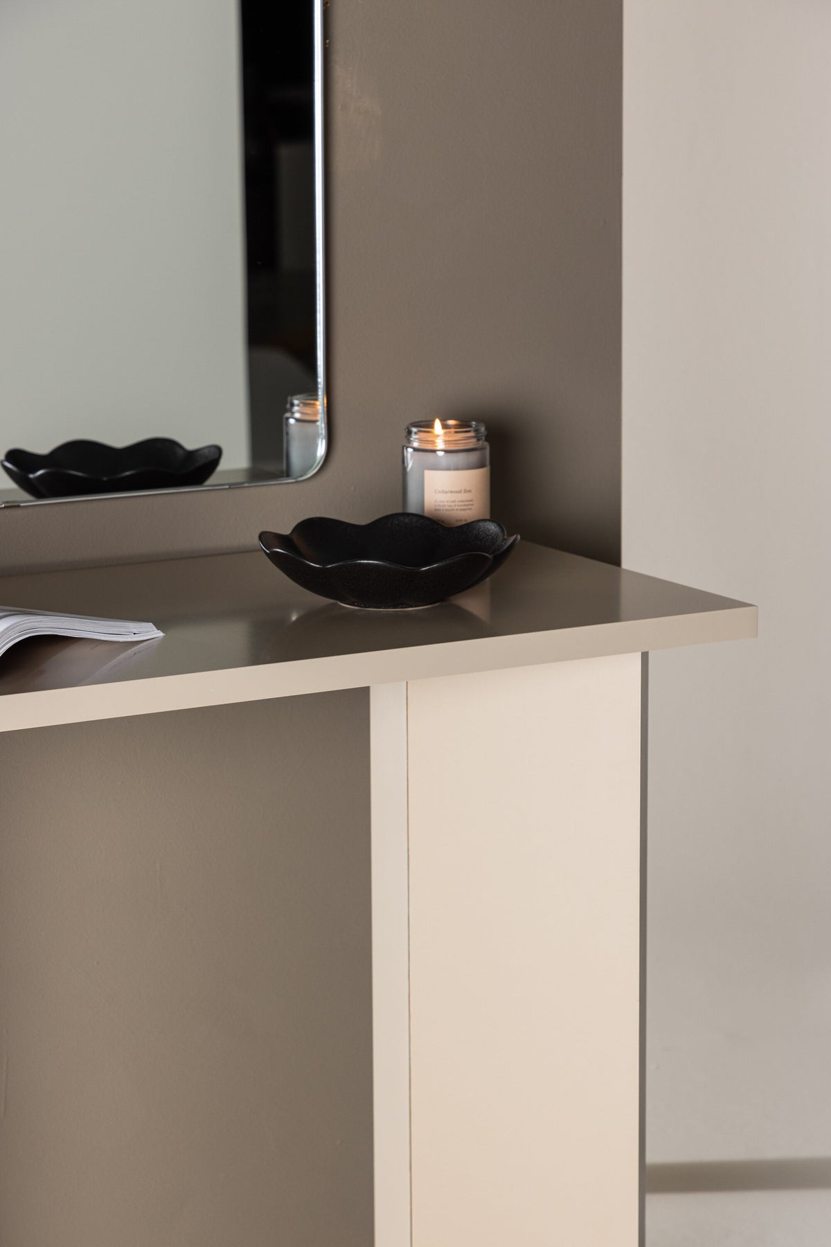 Kristiansund Desk in Beige präsentiert im Onlineshop von KAQTU Design AG. Schreibtisch ist von Vind