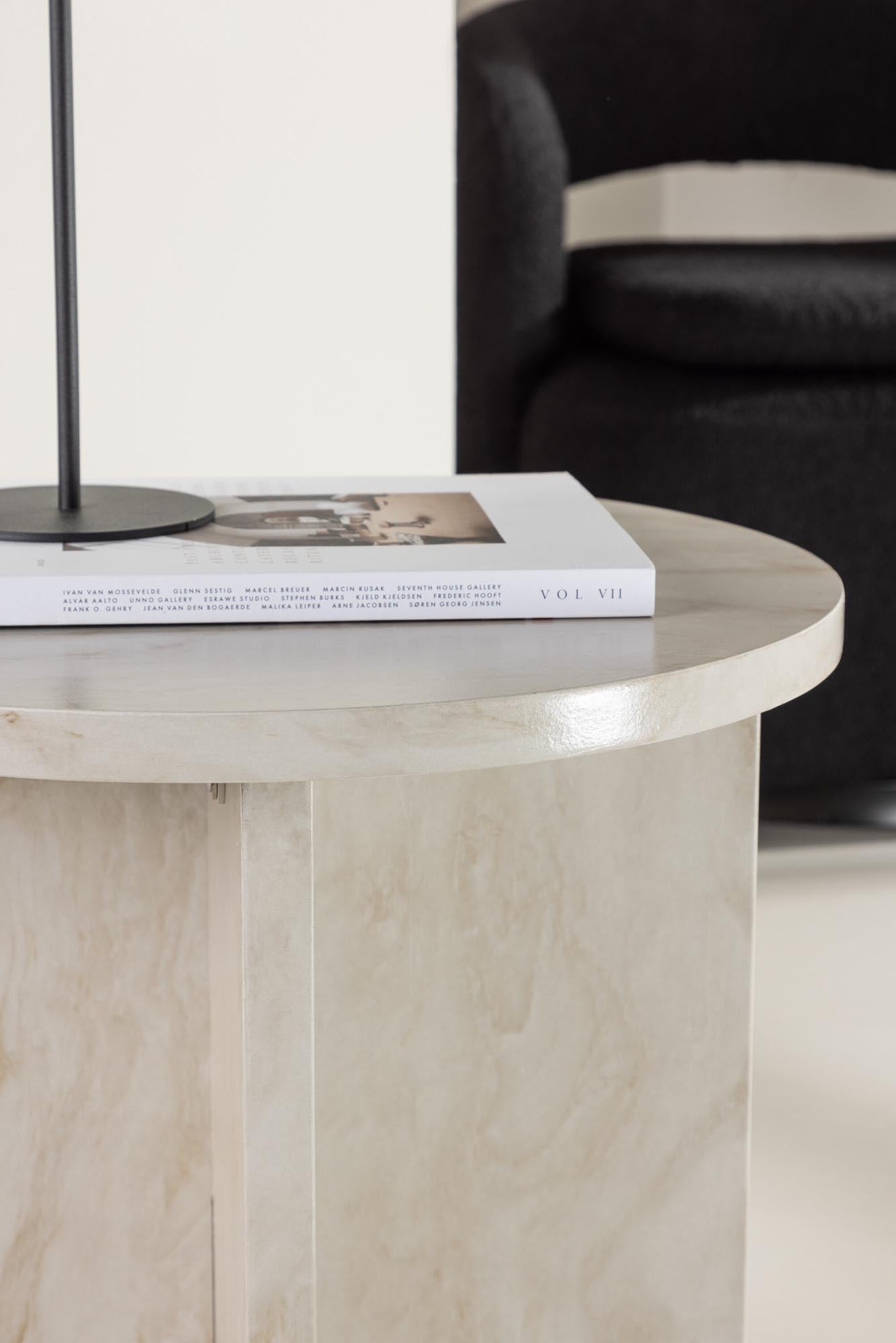 Ålesund Beistelltisch in Beige präsentiert im Onlineshop von KAQTU Design AG. Beistelltisch ist von Venture Home