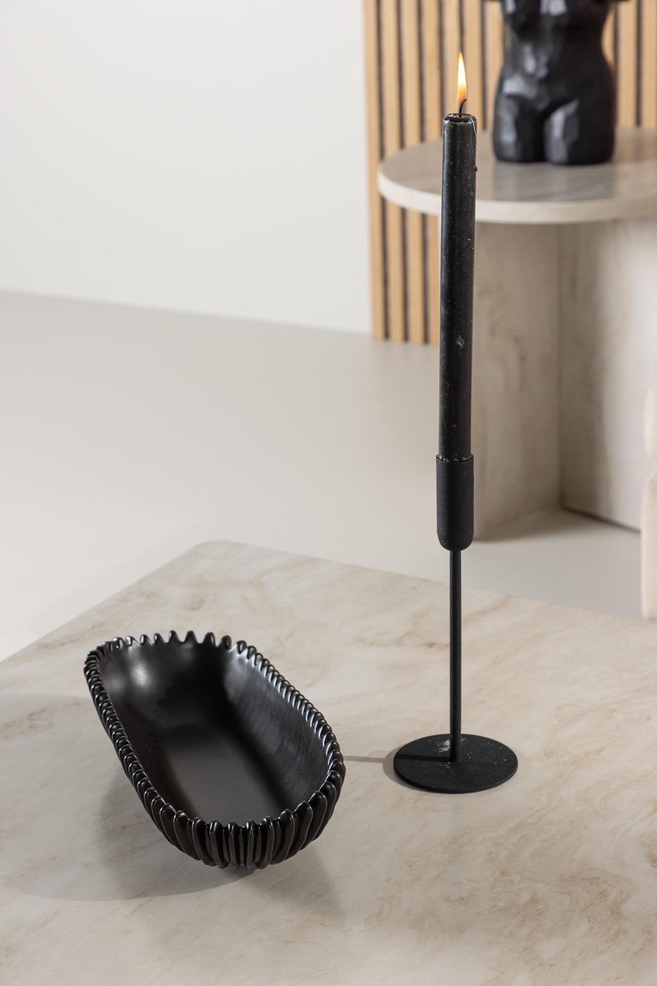 Entdecken Sie den Ålesund Beistelltisch von Venture Home – stilvoll, funktional und perfekt für jedes moderne Zuhause.