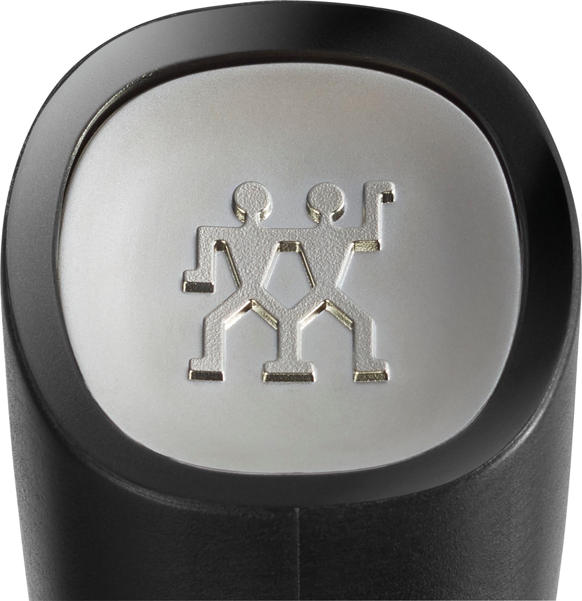 Das All Star Chin. Kochmesser 180 von Zwilling ist ein vielseitiges Küchenwerkzeug mit scharfer Klinge und ergonomischem Griff.