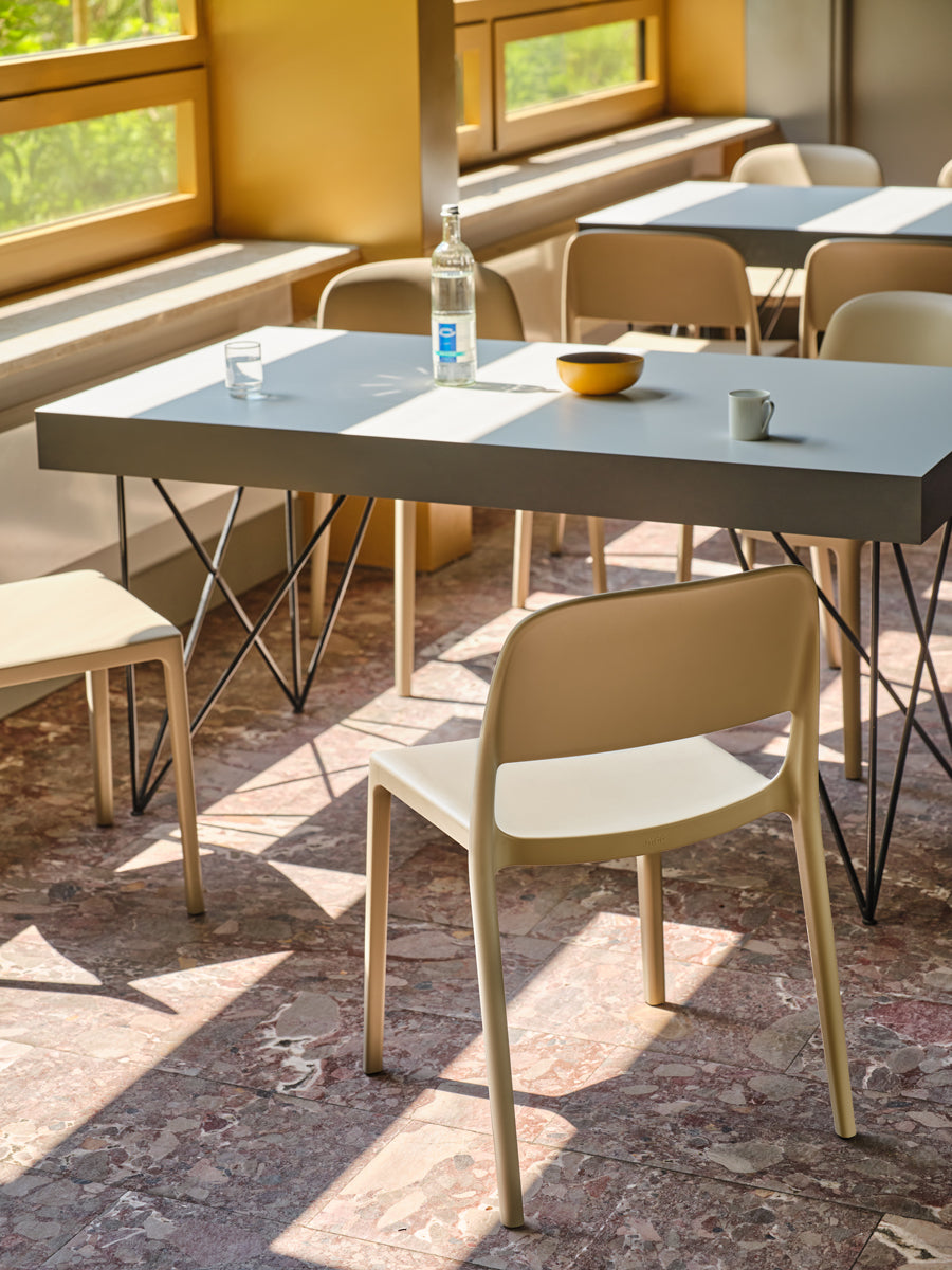 Blendy BND02 - Stuhl in Gelb präsentiert im Onlineshop von KAQTU Design AG. Gartenstuhl ist von Mdd