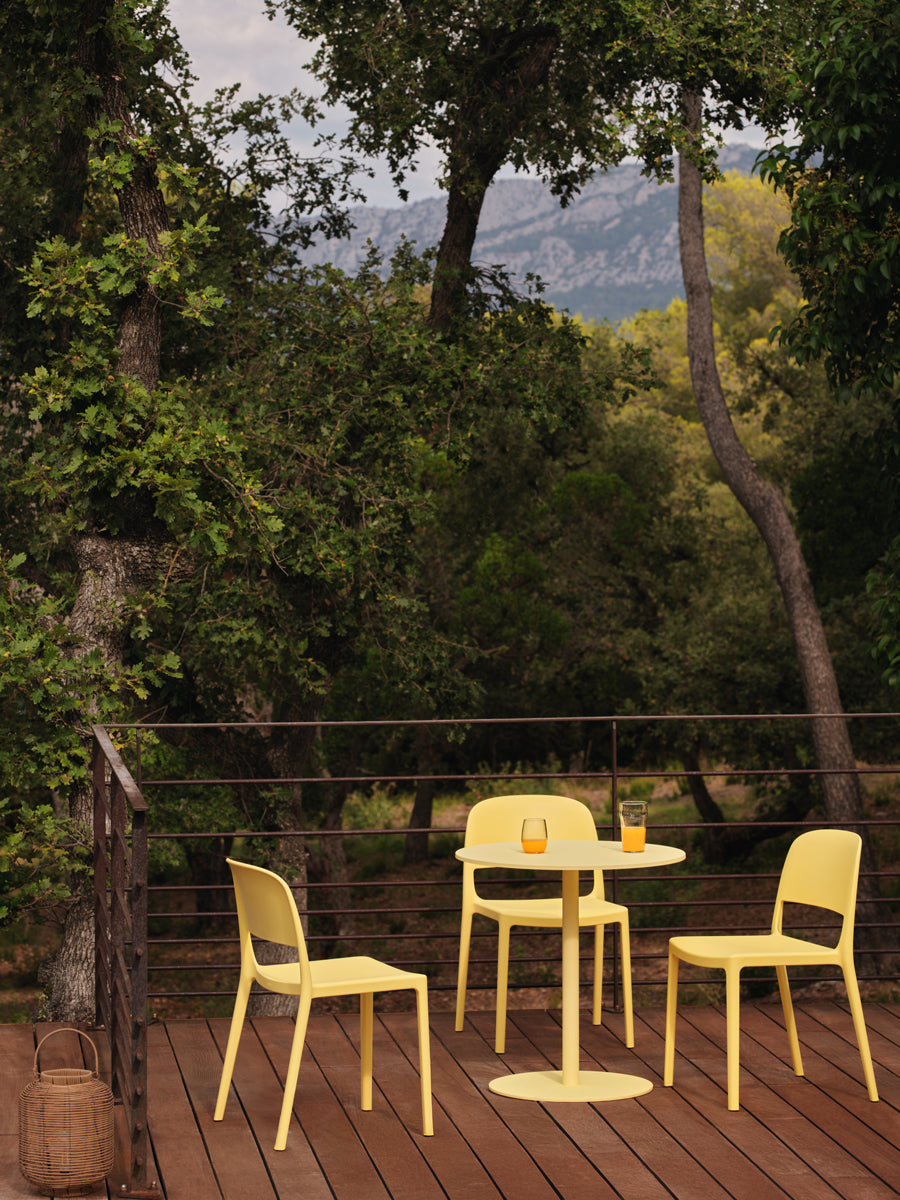 Blendy BND02 - Stuhl in Gelb präsentiert im Onlineshop von KAQTU Design AG. Gartenstuhl ist von Mdd