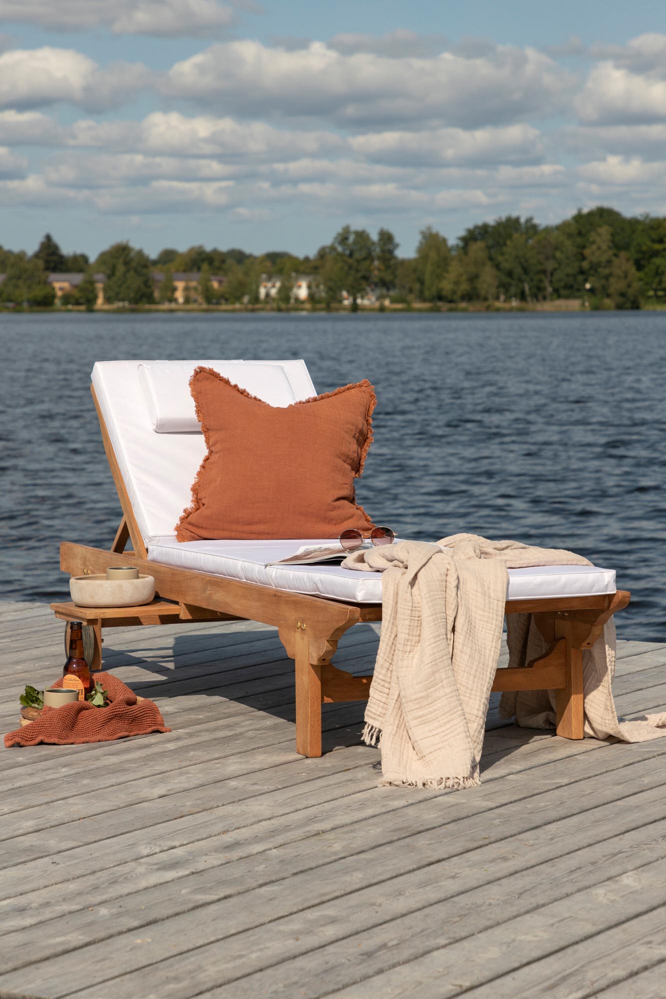 Ghana Sun Lounge in Natur präsentiert im Onlineshop von KAQTU Design AG. Liegestuhl ist von Venture Home