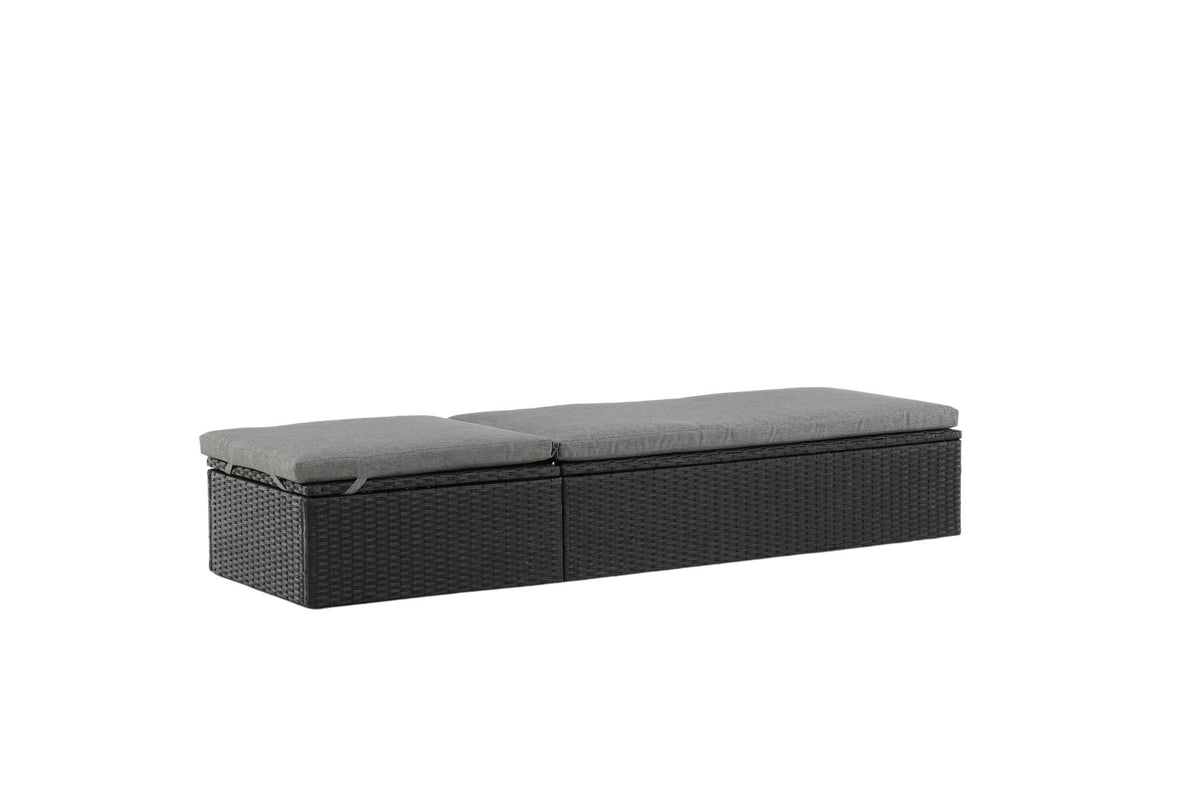 Quad Sonnenlounge in Schwarz präsentiert im Onlineshop von KAQTU Design AG. Liegestuhl ist von Venture Home