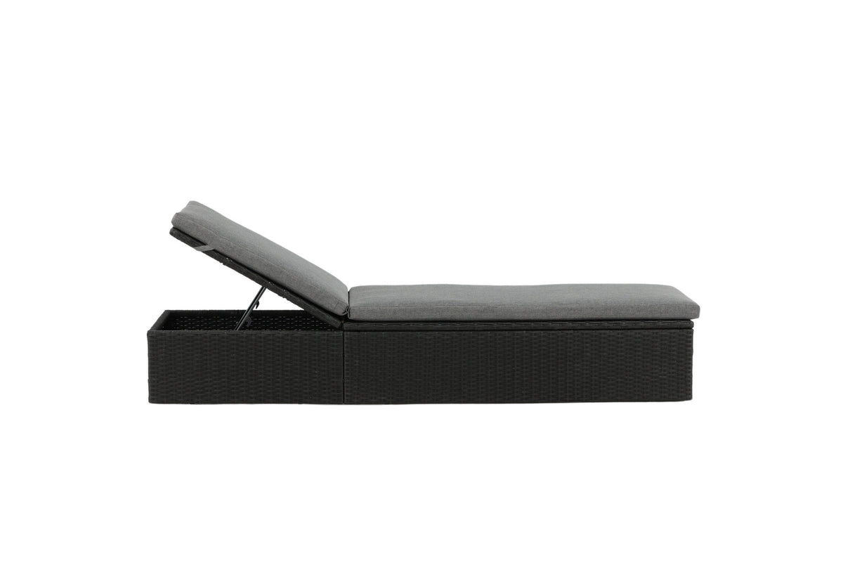 Quad Sonnenlounge in Schwarz präsentiert im Onlineshop von KAQTU Design AG. Liegestuhl ist von Venture Home