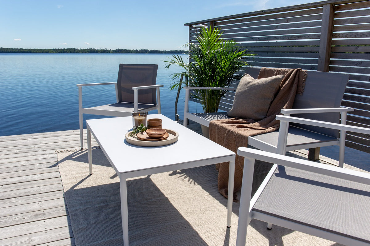 Weisses Break Sofa Outdoorset von Venture Home mit Aluminiumrahmen und grauem Textilene-Bezug, Loungeset für den Aussenbereich