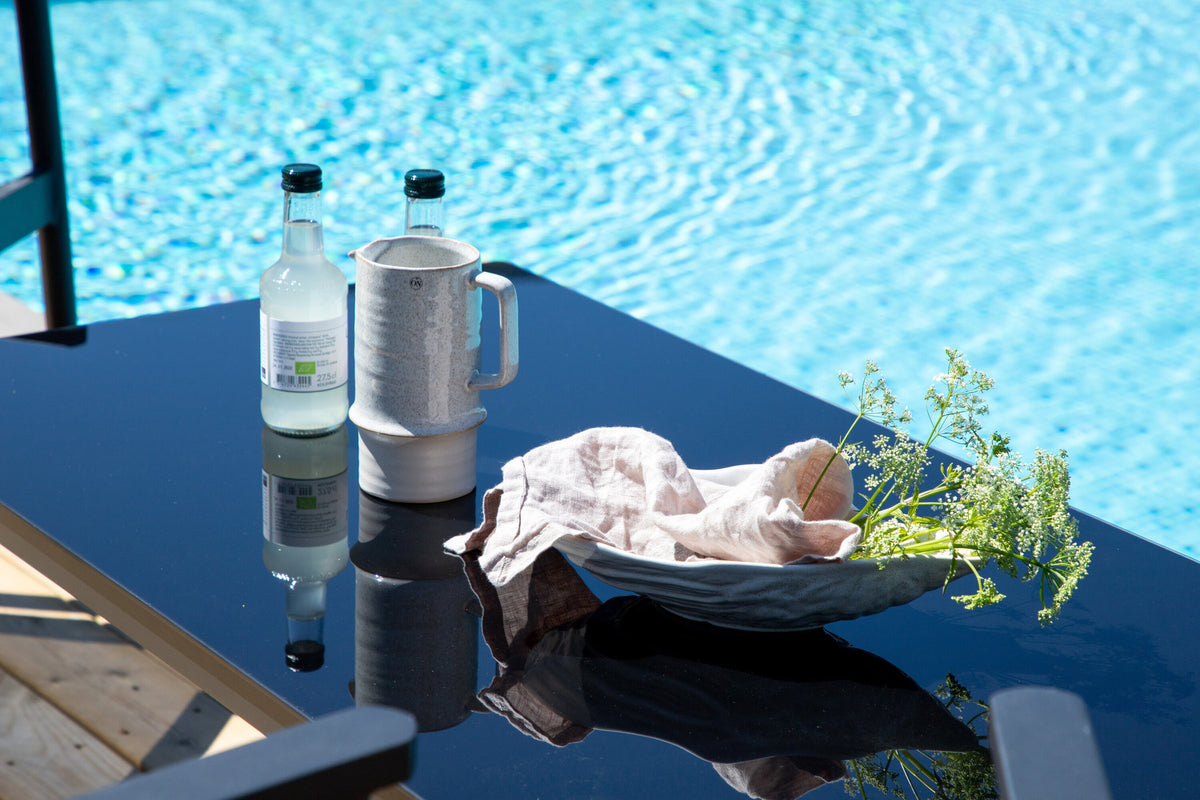 Break Sofa Outdoorset 90cm in Schwarz präsentiert im Onlineshop von KAQTU Design AG. Loungeset ist von Venture Home