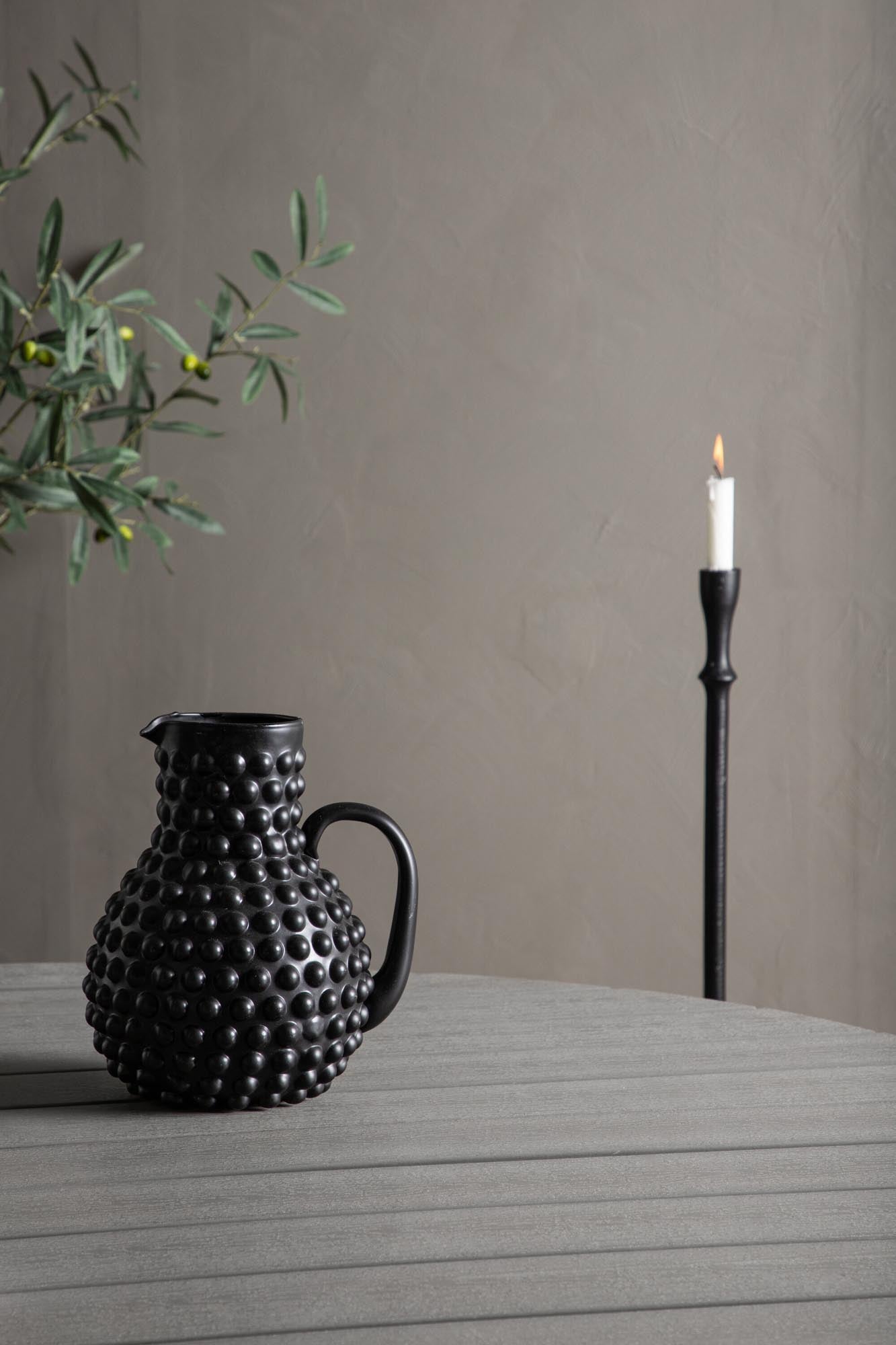 Runder Gartentisch von Venture Home, perfekt für den Aussenbereich, langlebig, stilvoll und wetterbeständig.