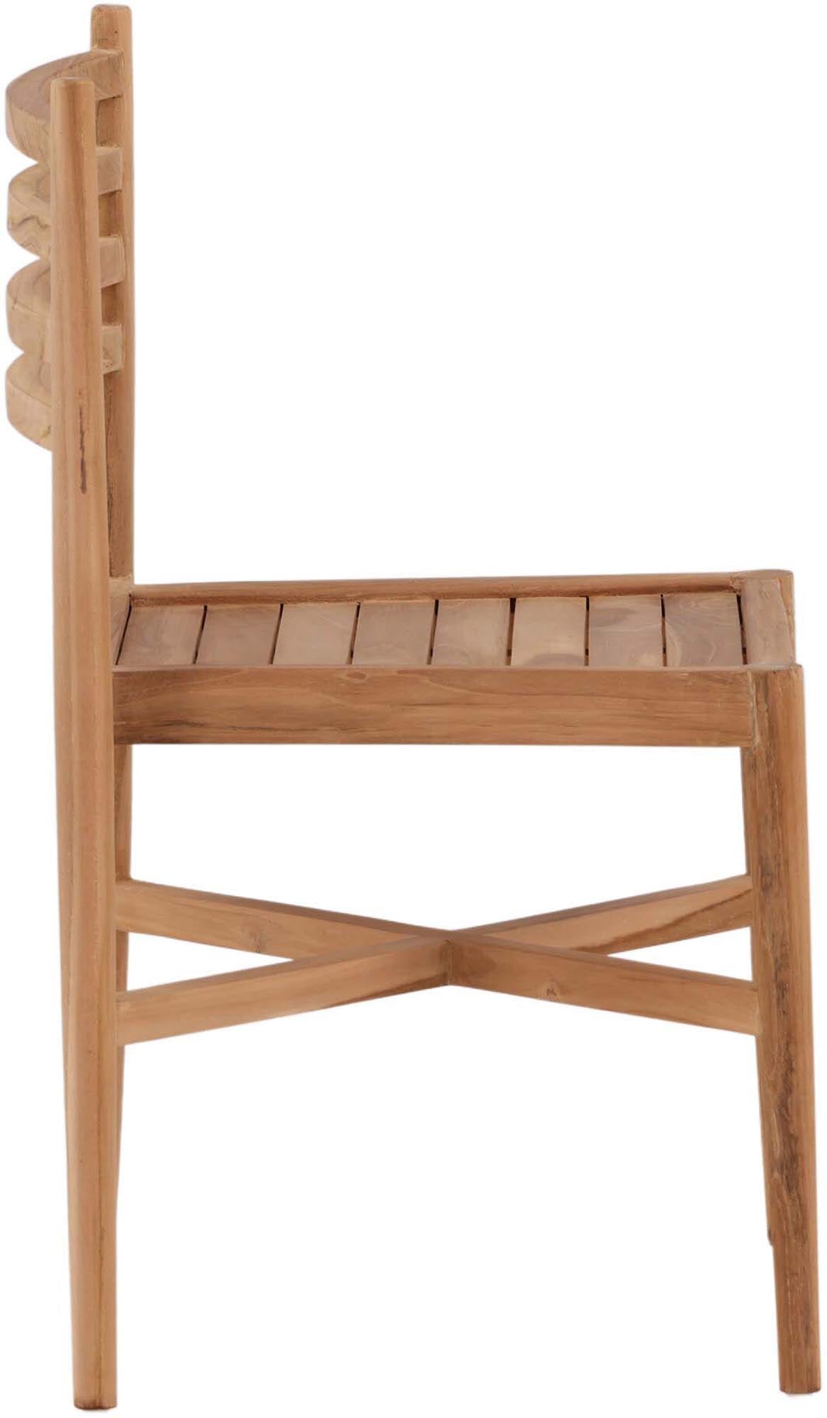 Erleben Sie den Kenya Stuhl von Venture Home – ein eleganter, ergonomischer Gartenstuhl aus langlebigem Teakholz, ideal für entspannte Stunden im Freien.