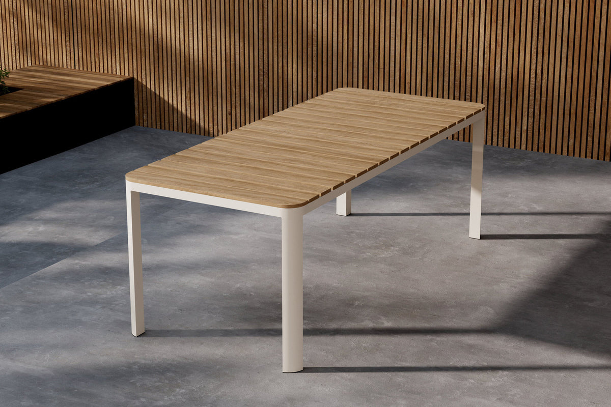 Rechteckiger Gartentisch Etna in Beige präsentiert im Onlineshop von KAQTU Design AG. Gartentisch ist von Venture Home