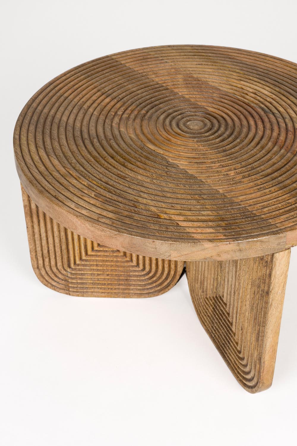 Maeze Coffee Table in Braun präsentiert im Onlineshop von KAQTU Design AG. Couchtisch ist von White Label Living
