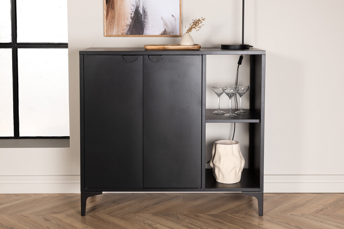 Piring Cabinet in Schwarz präsentiert im Onlineshop von KAQTU Design AG. Cabinet ist von Venture Home