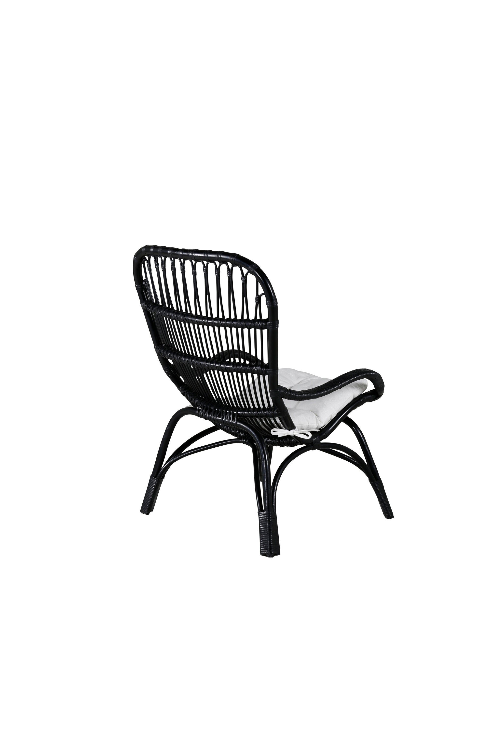 Der Ella Lounge Stuhl von Venture Home kombiniert modernes Design mit Komfort und ist ideal für stilvolle Wohnräume.