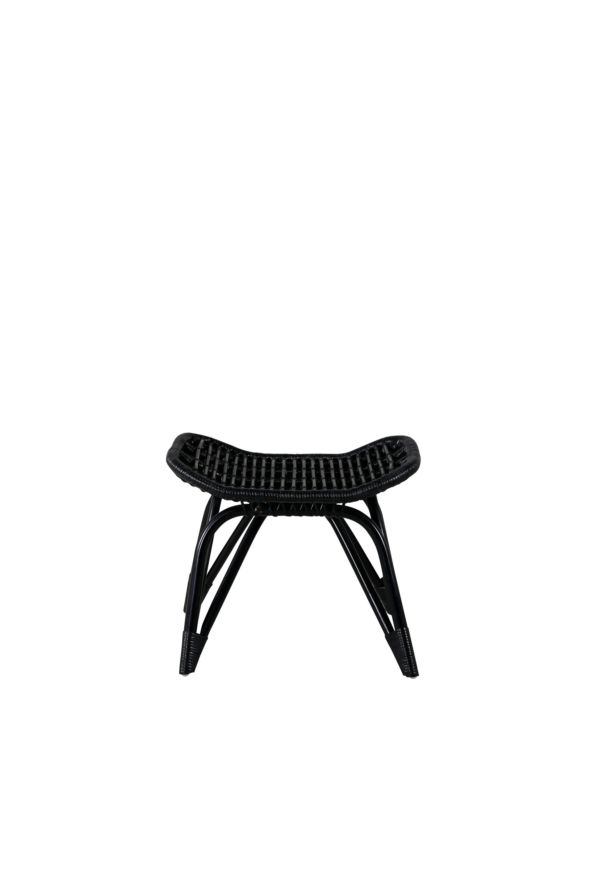 Der Ella Lounge Stuhl von Venture Home: Eleganz und Komfort aus robustem Rattan und schwarzem Polyesterseil für Ihren Aussenbereich.