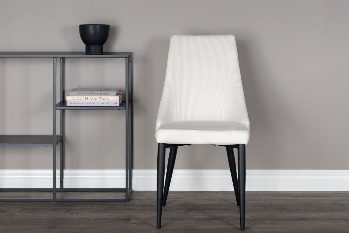 Leone Stuhl in Beige präsentiert im Onlineshop von KAQTU Design AG. Stuhl ist von Venture Home