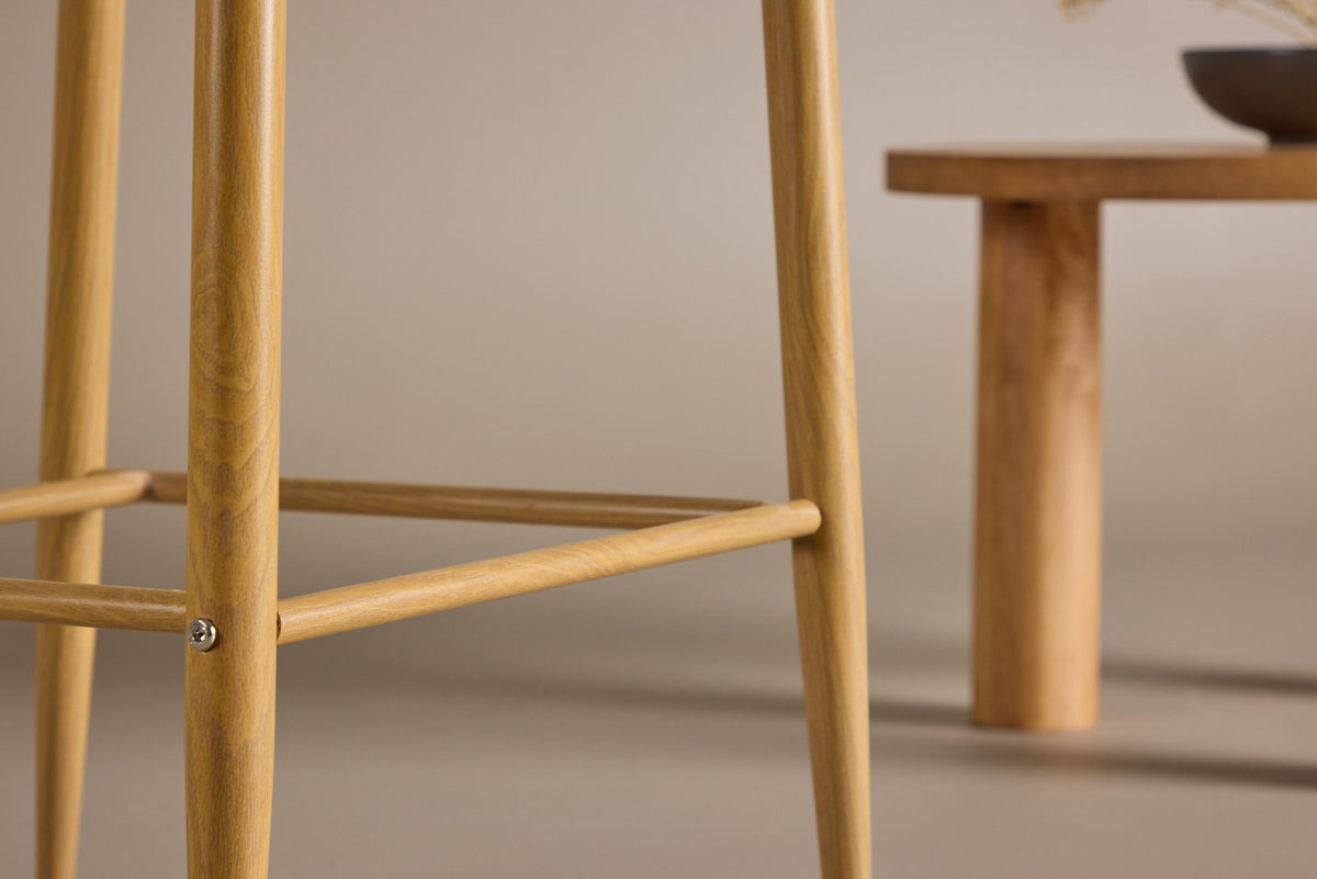 Plaza Barstuhl in Dunkelgrau präsentiert im Onlineshop von KAQTU Design AG. Barstuhl ist von Venture Home