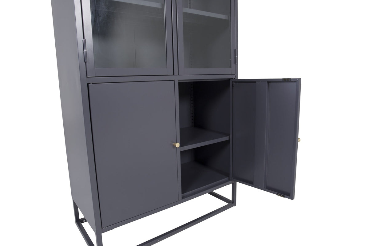 Bakal Cabinet von Venture Home, weisser Schrank aus Stahl mit zwei Glastüren oben und zwei geschlossenen Türen unten.