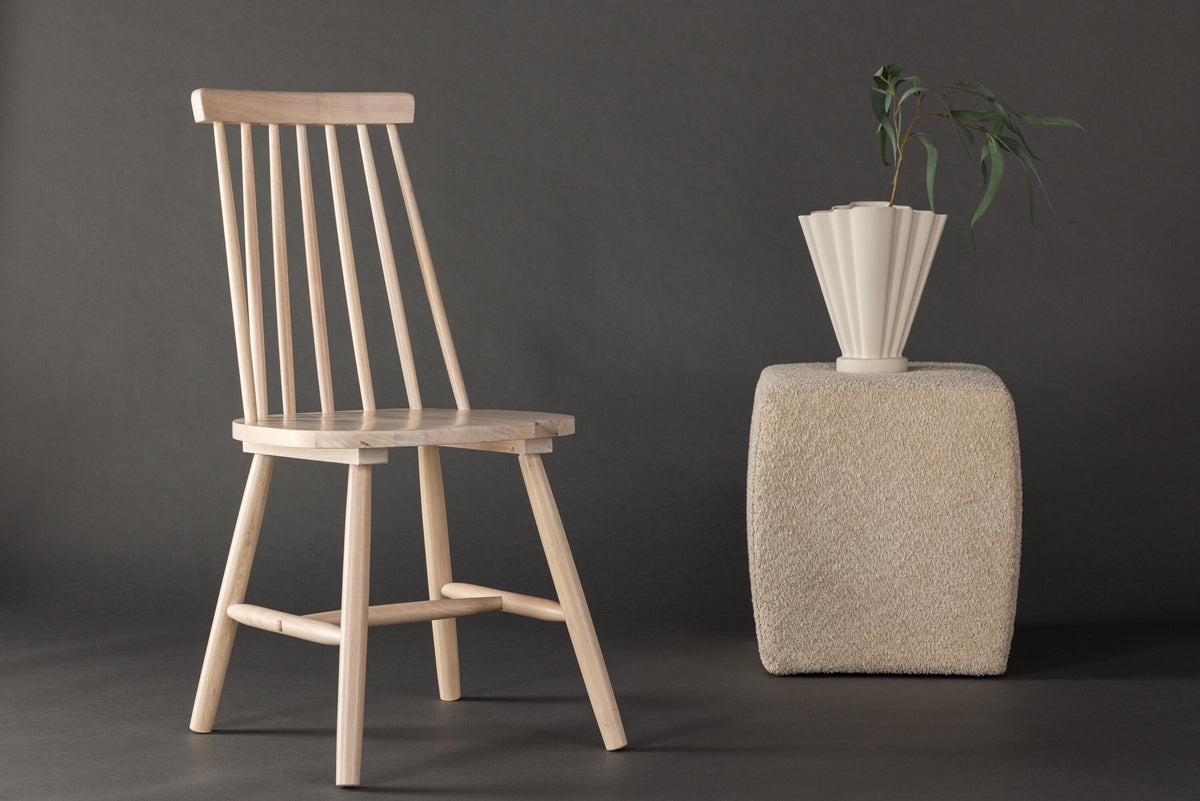 Lönneberga Esszimmerstuhl in Tünchen präsentiert im Onlineshop von KAQTU Design AG. Stuhl ist von Venture Home