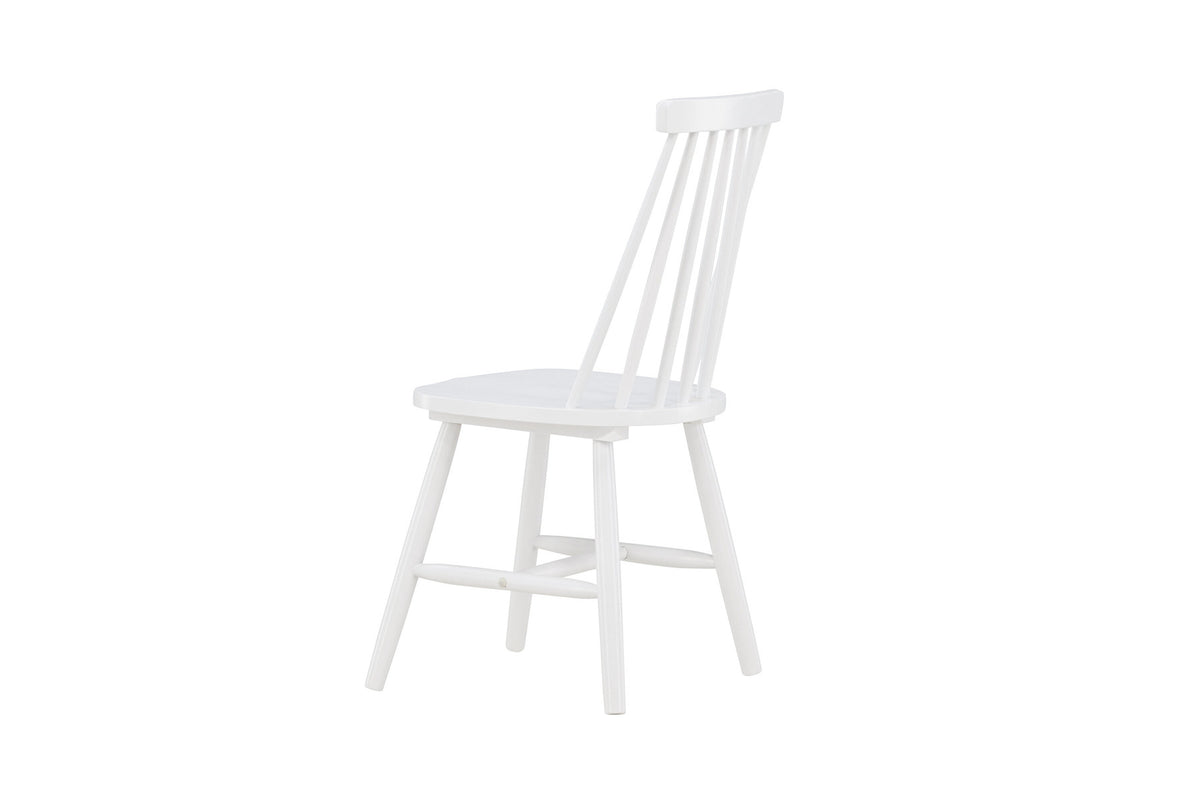 Lönneberga Esszimmerstuhl in Weiss präsentiert im Onlineshop von KAQTU Design AG. Stuhl ist von Venture Home