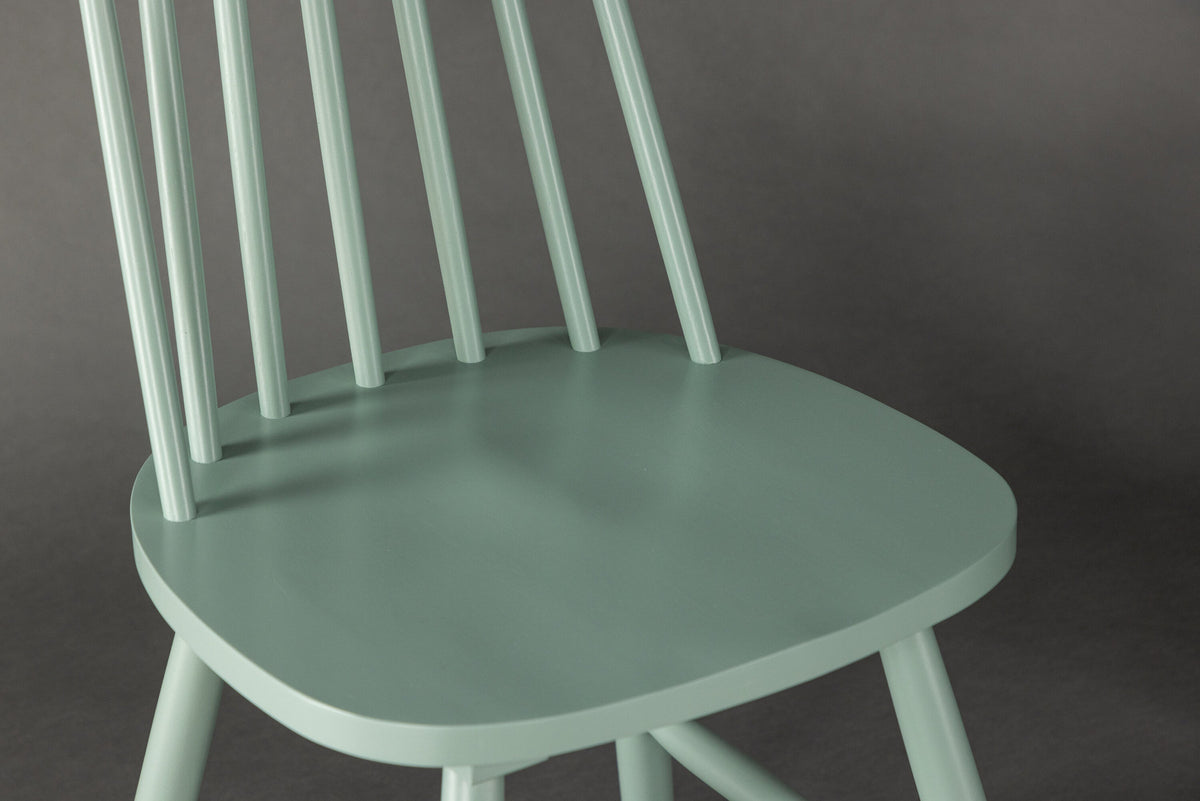 Lönneberga Esszimmerstuhl in Grün präsentiert im Onlineshop von KAQTU Design AG. Stuhl ist von Venture Home
